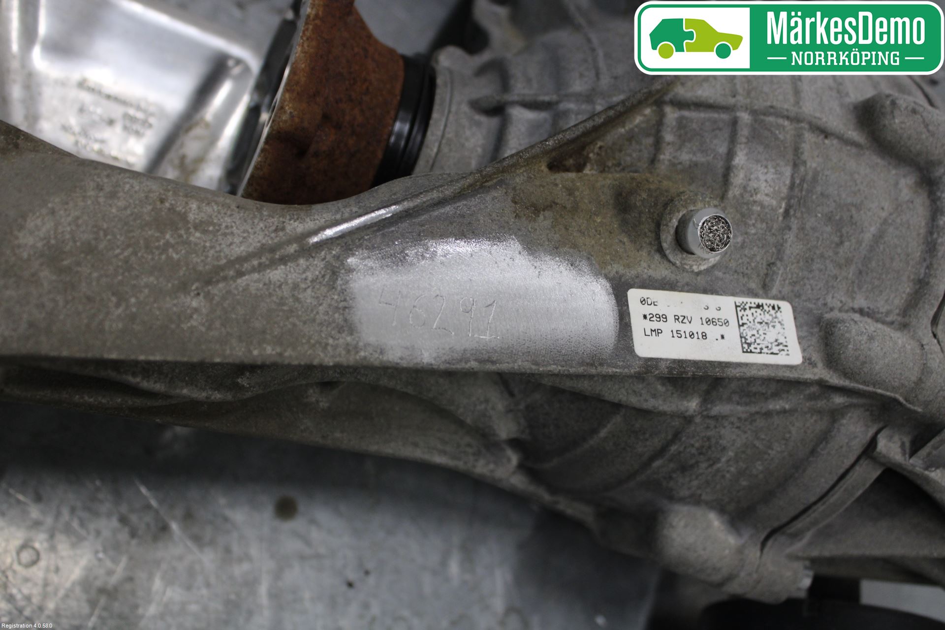 Audi A4/S4 B9 16-19 Bakaksel Kardang Bak -Diff