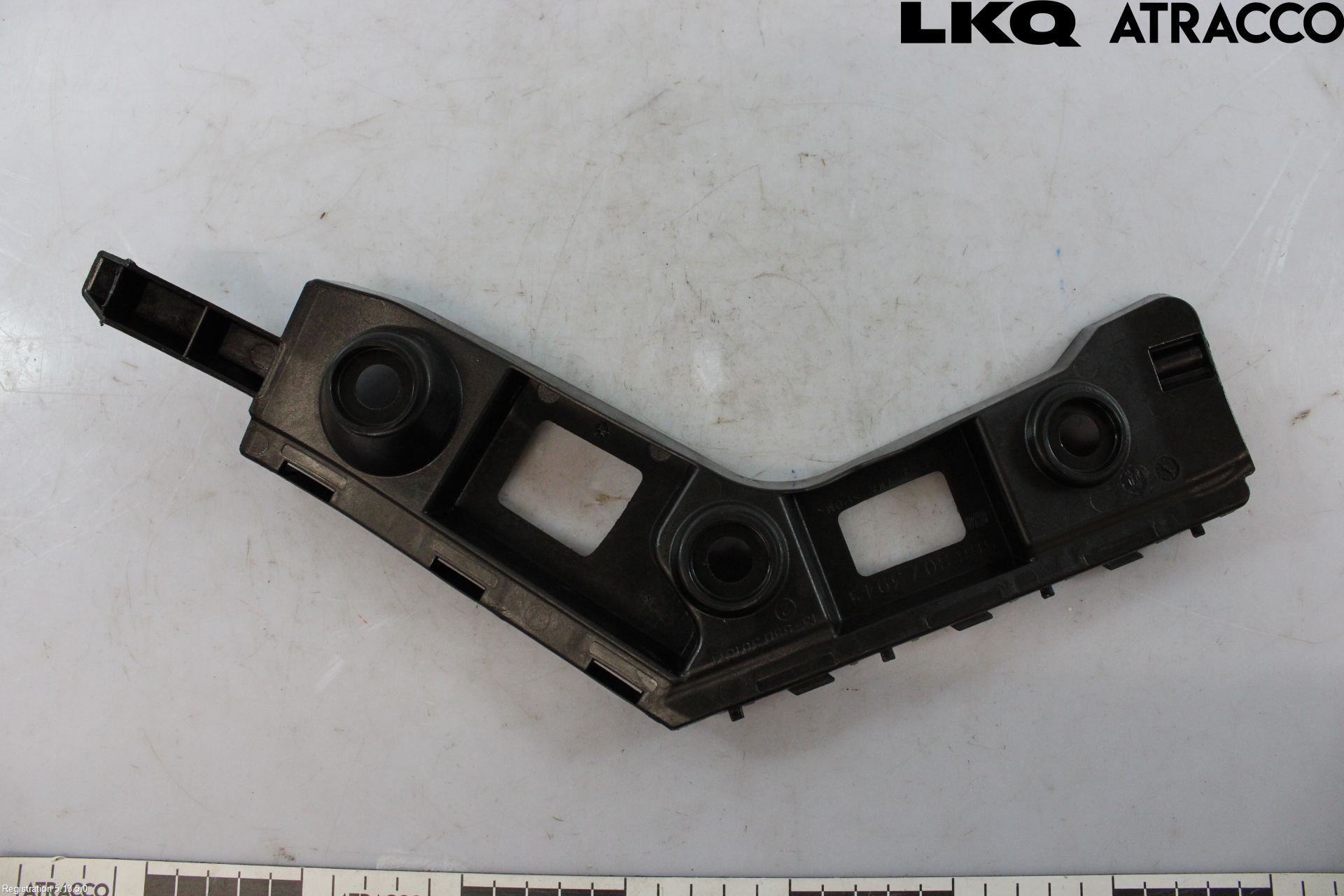 Volkswagen VW GOLF / E-GOLF VII 13-20 Støtfangerfeste Bak Høyre