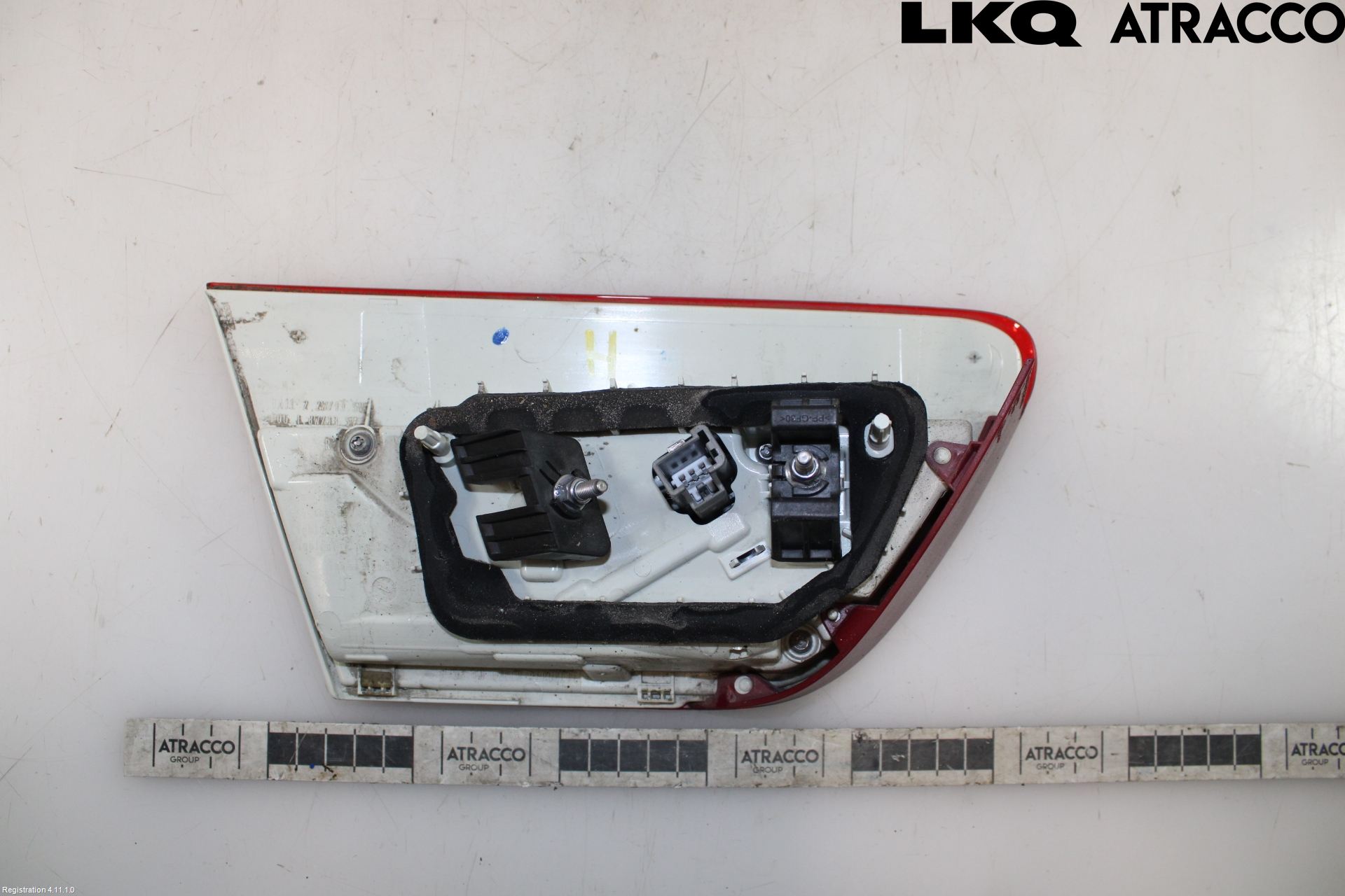 Jaguar XE (X760) 15-24 Baklykt Høyre  På Luke(Indre)