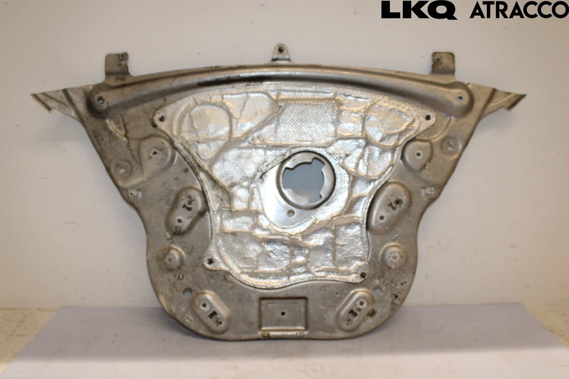 BMW 5 F10/F11/F18 09-17 Bunnplate U Motor-Gear-Dørk
