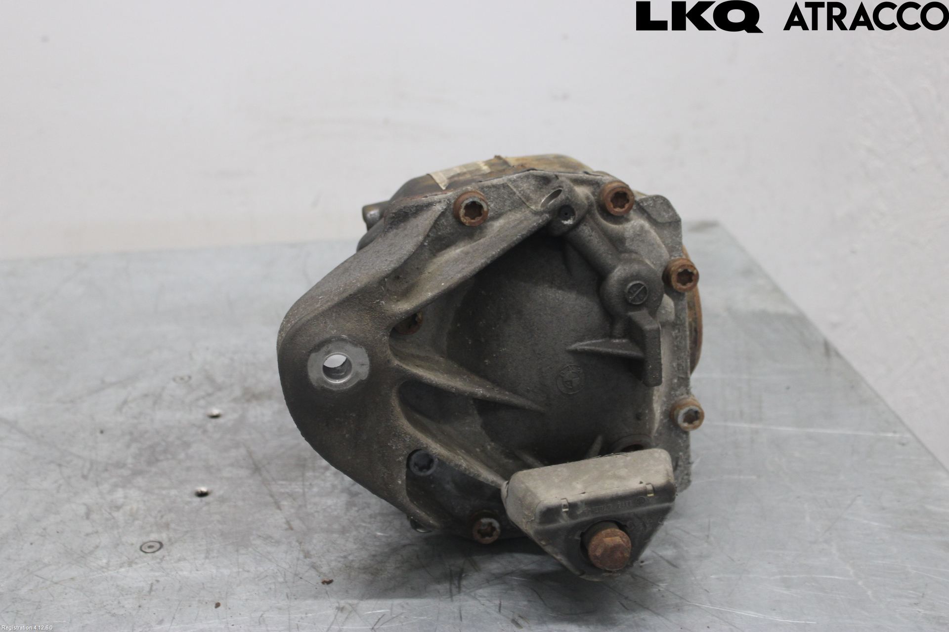 BMW 4 F32/F33/F82/F83 13-20 Bakaksel Kardang Bak -Diff