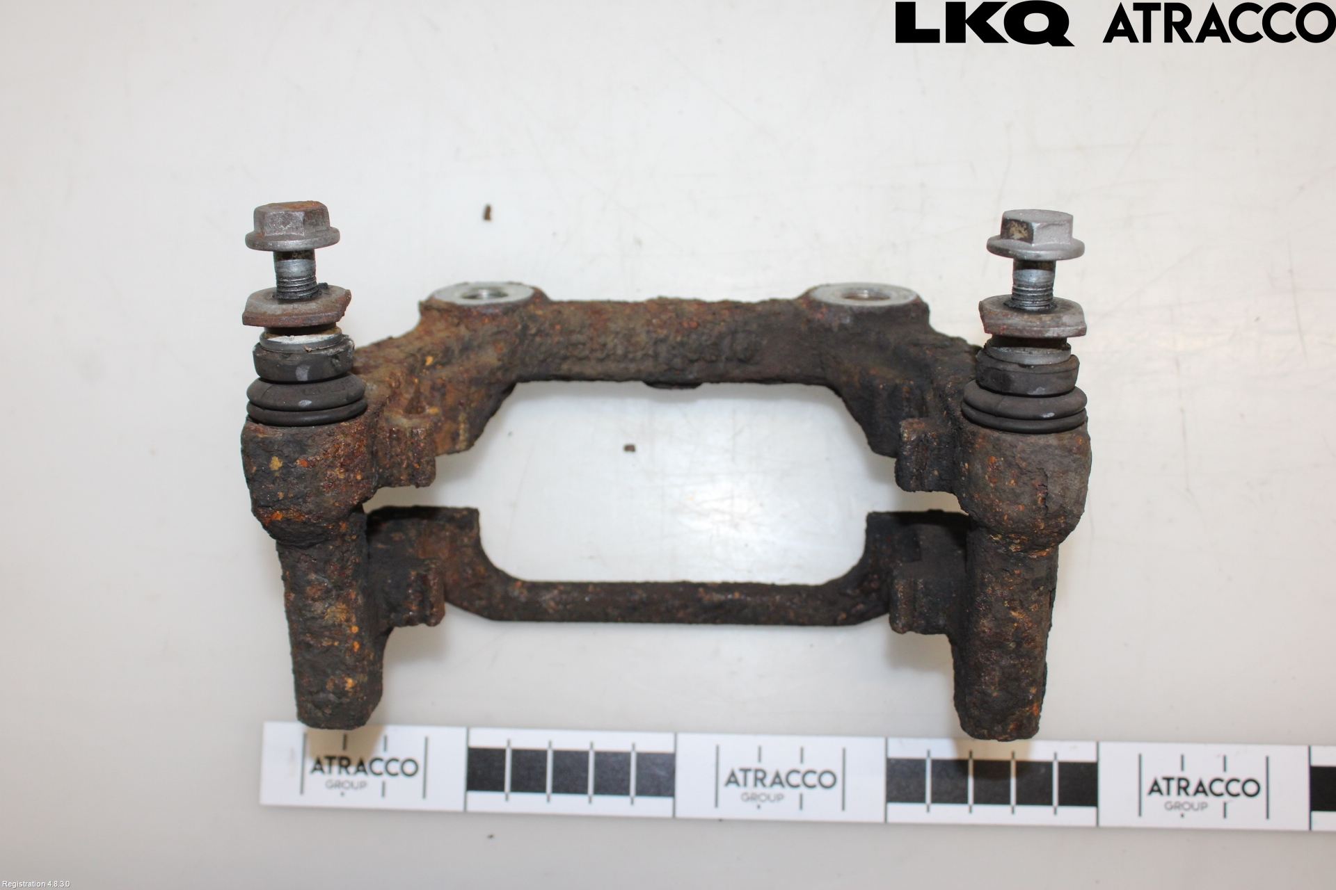 Toyota AVENSIS 09-15 Bremsecaliper Feste Holder