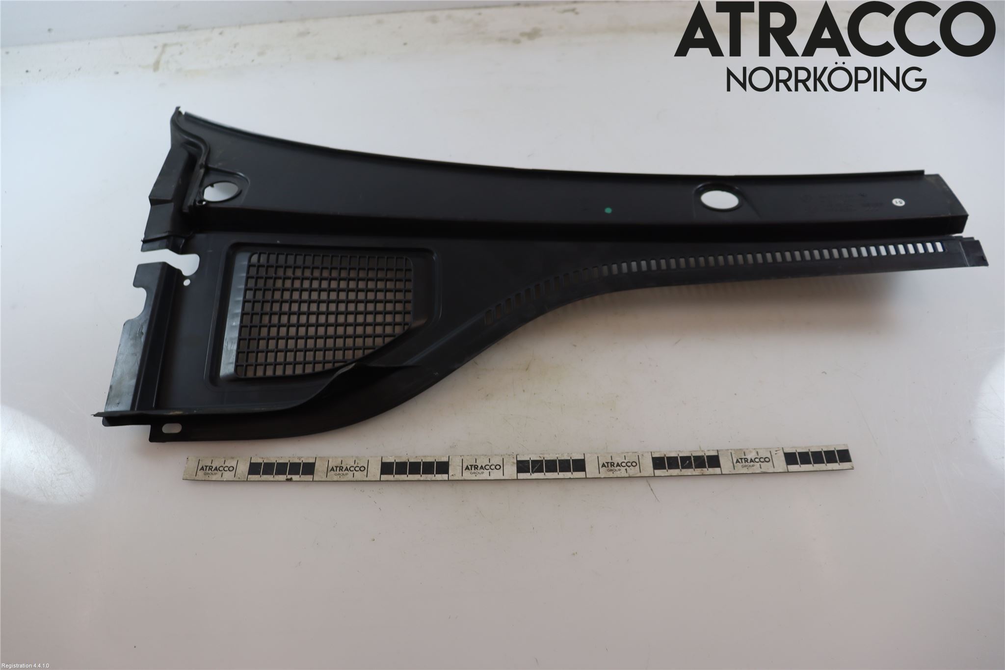Volkswagen VW GOLF / E-GOLF VIII 20- Visker Deksel-Grill-Under Frr