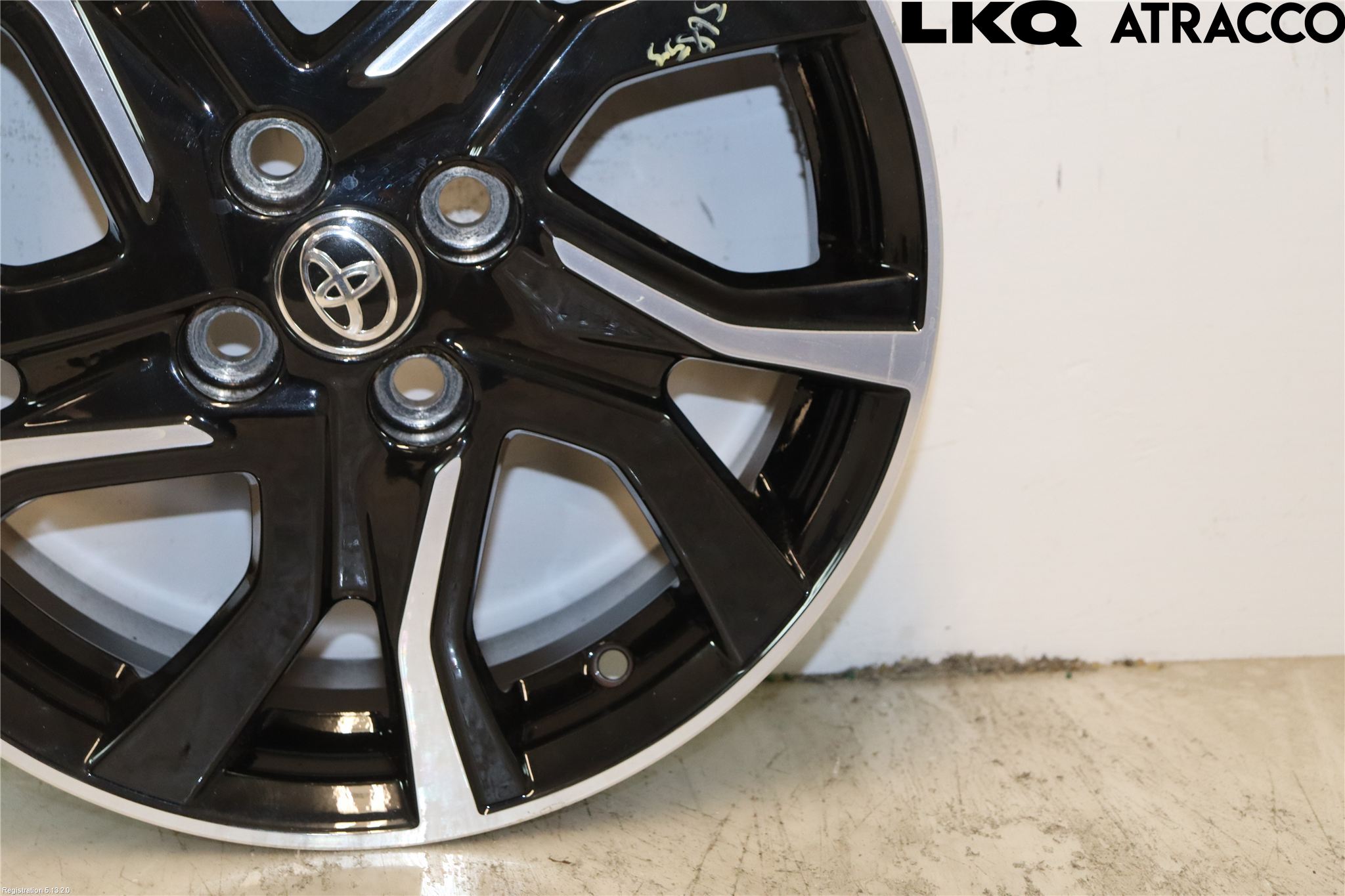 Toyota YARIS XP130 15-20 Felg Aluminium