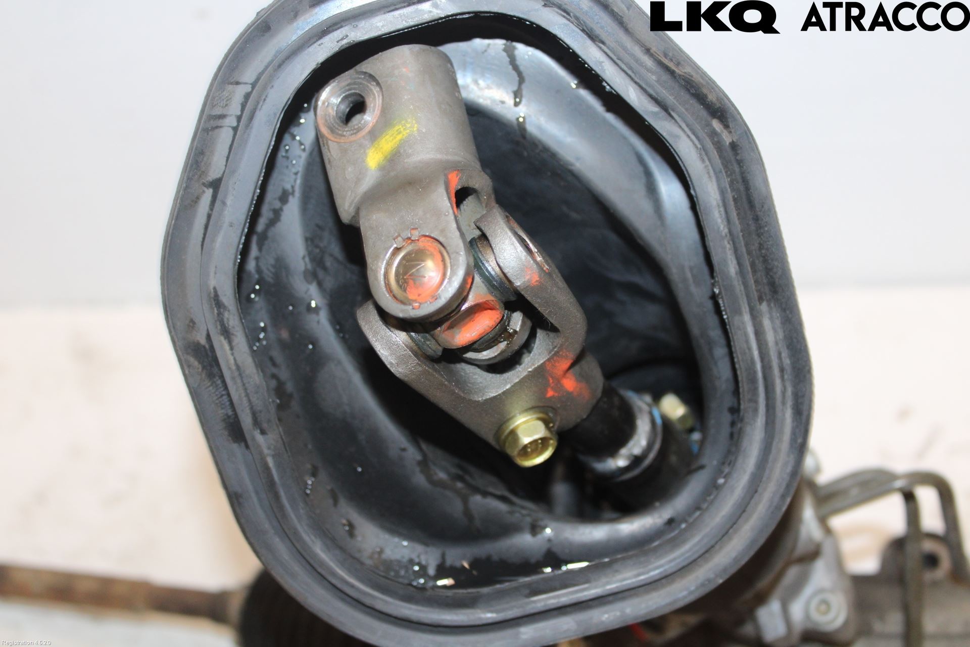 Toyota AVENSIS 03-06 Servo Snekke - Tannstang