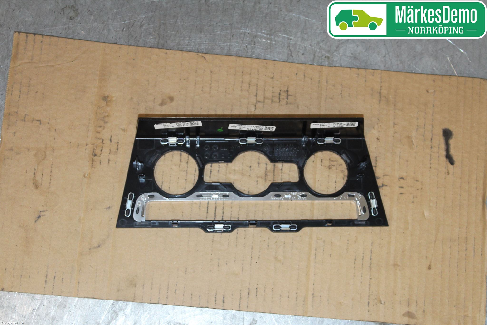 Volkswagen VW PASSAT 15-19 Instrument Ramme