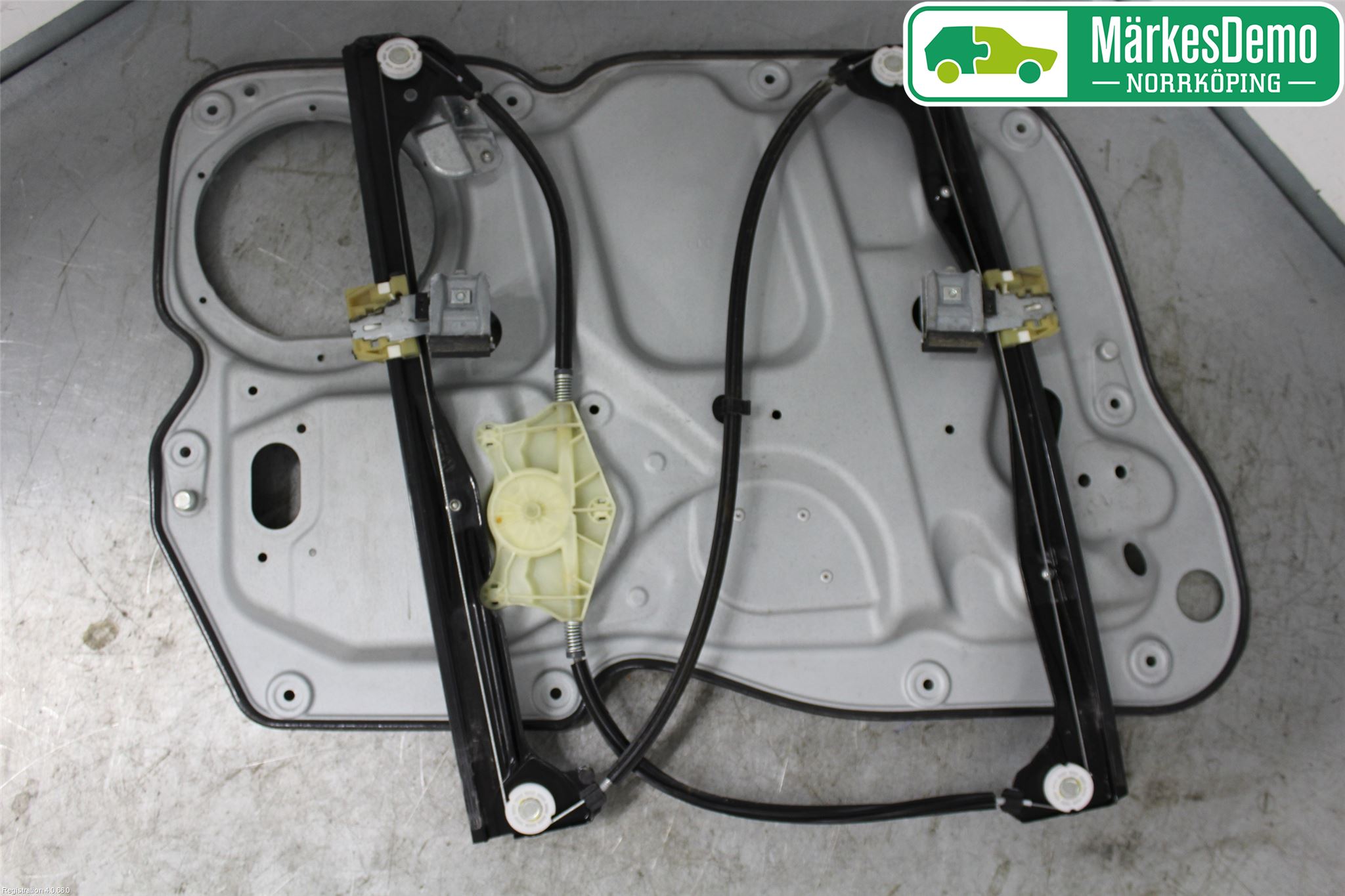 Volkswagen VW TOURAN 03-10 Vindusheis El Komp