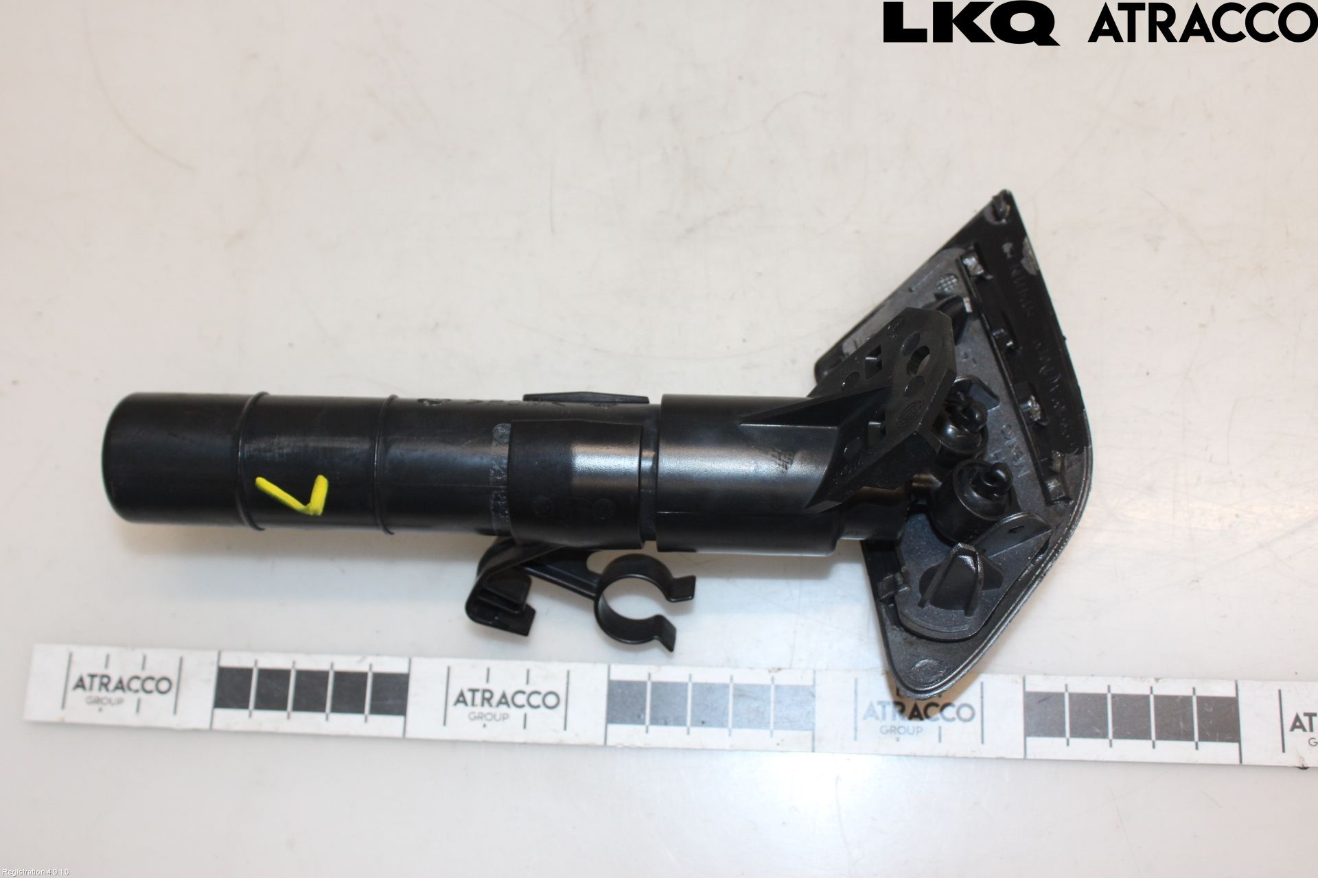 Volkswagen VW JETTA V 06-10 Spylerdyse Frontlykter