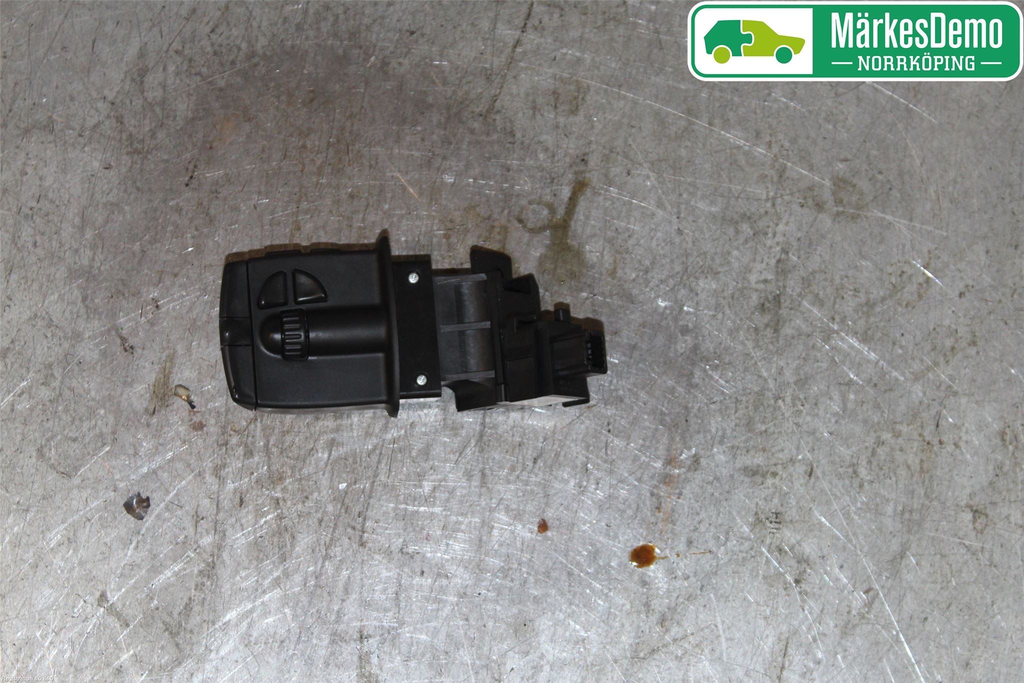 Renault MEGANE III 09-15 Bryter Ratt Radio-Stereo