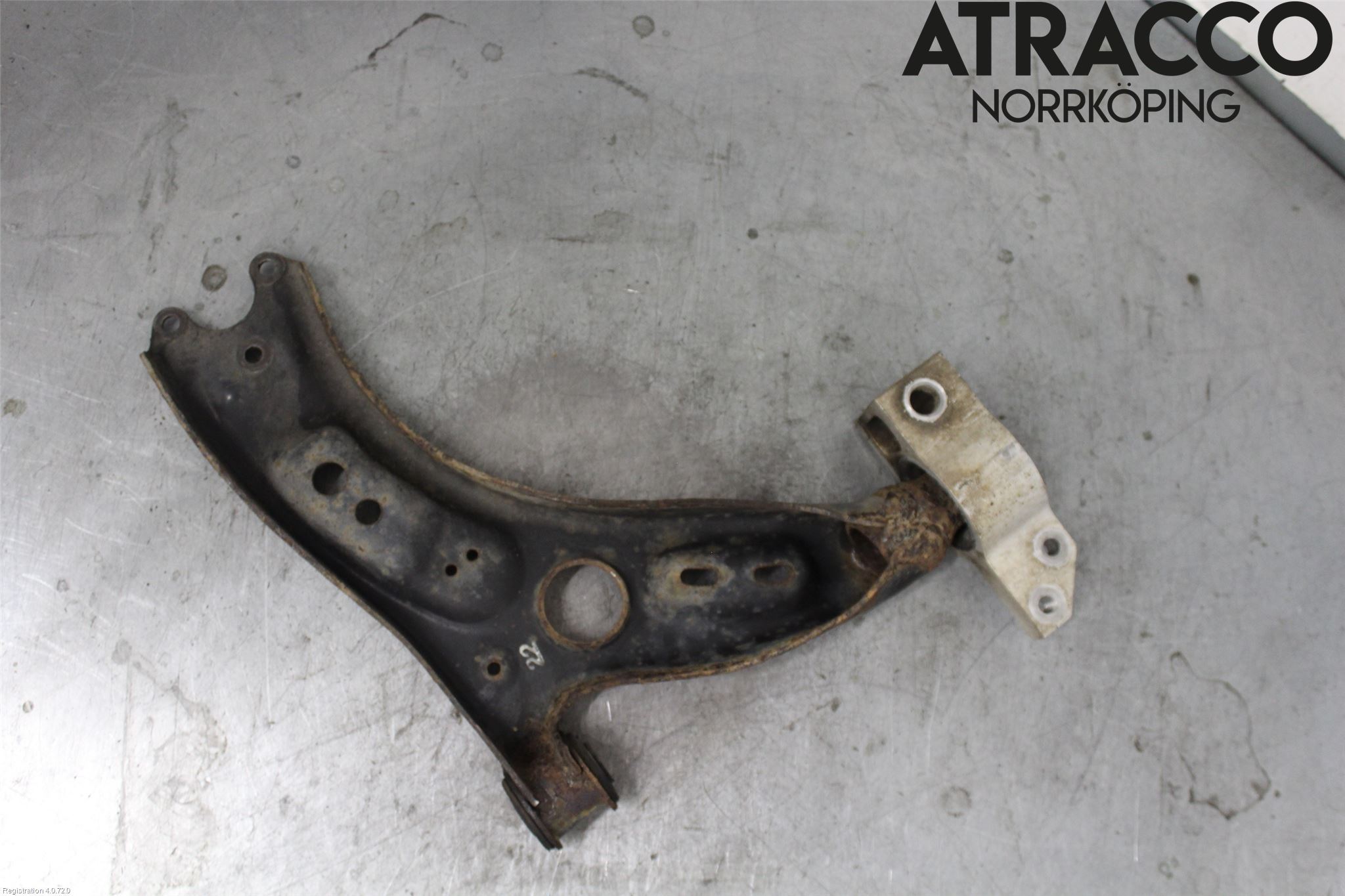 Volkswagen VW TIGUAN 07-16 Bærearm Foran Venstre Nedre