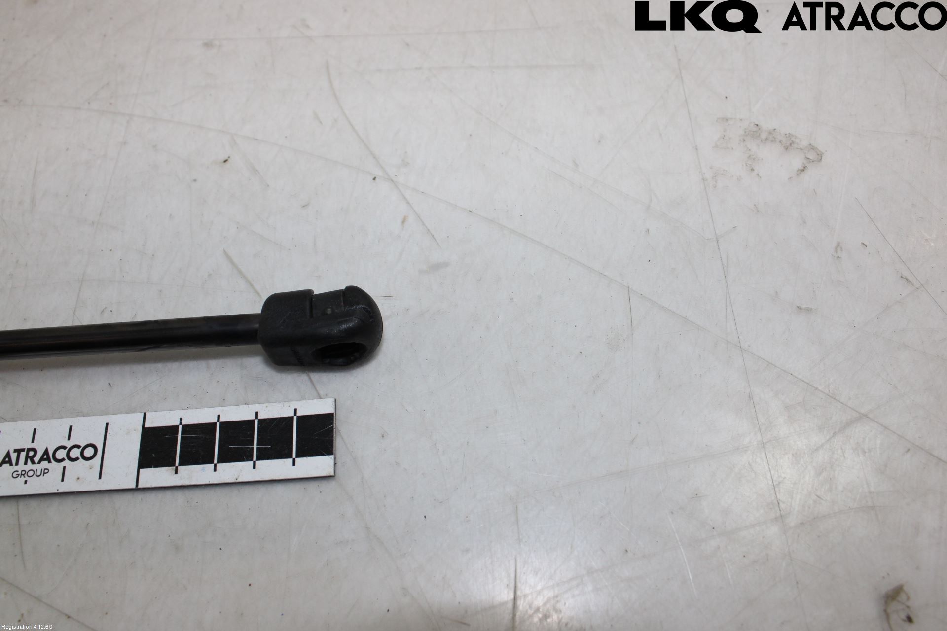 Audi A4/S4 B9 16-19 Bakluke Demper-Gassfjær