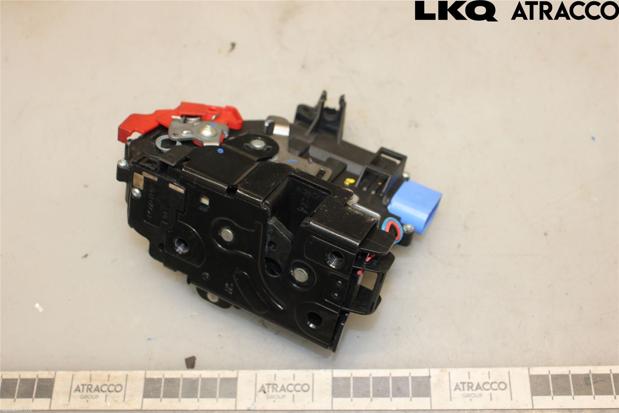 Volkswagen VW GOLF V 04-09 Dørlås - Låsekasse