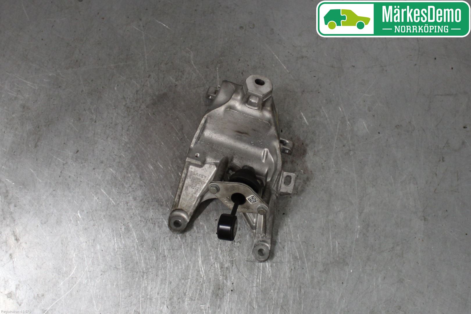 Audi A6 F2/C8 19- Motor Feste Stål-Alu