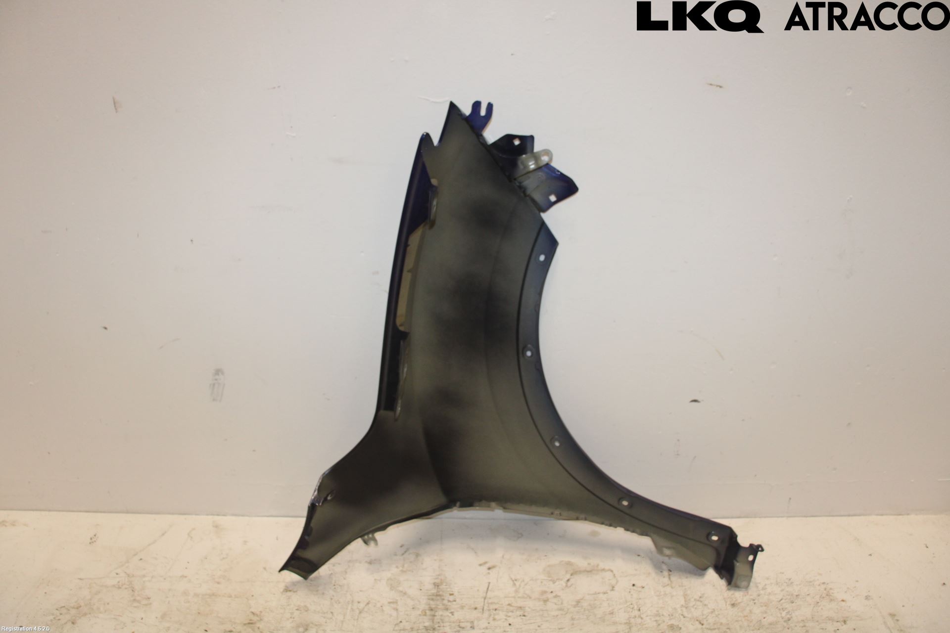 Nissan JUKE 14-19 Skjerm Foran Venstre