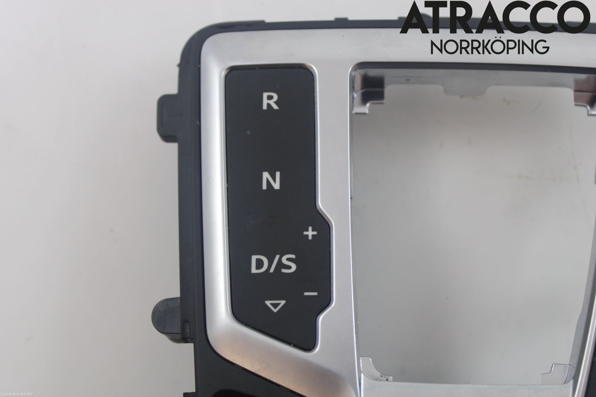 Audi Q5/SQ5 17- Instrumentkonsoll Midt