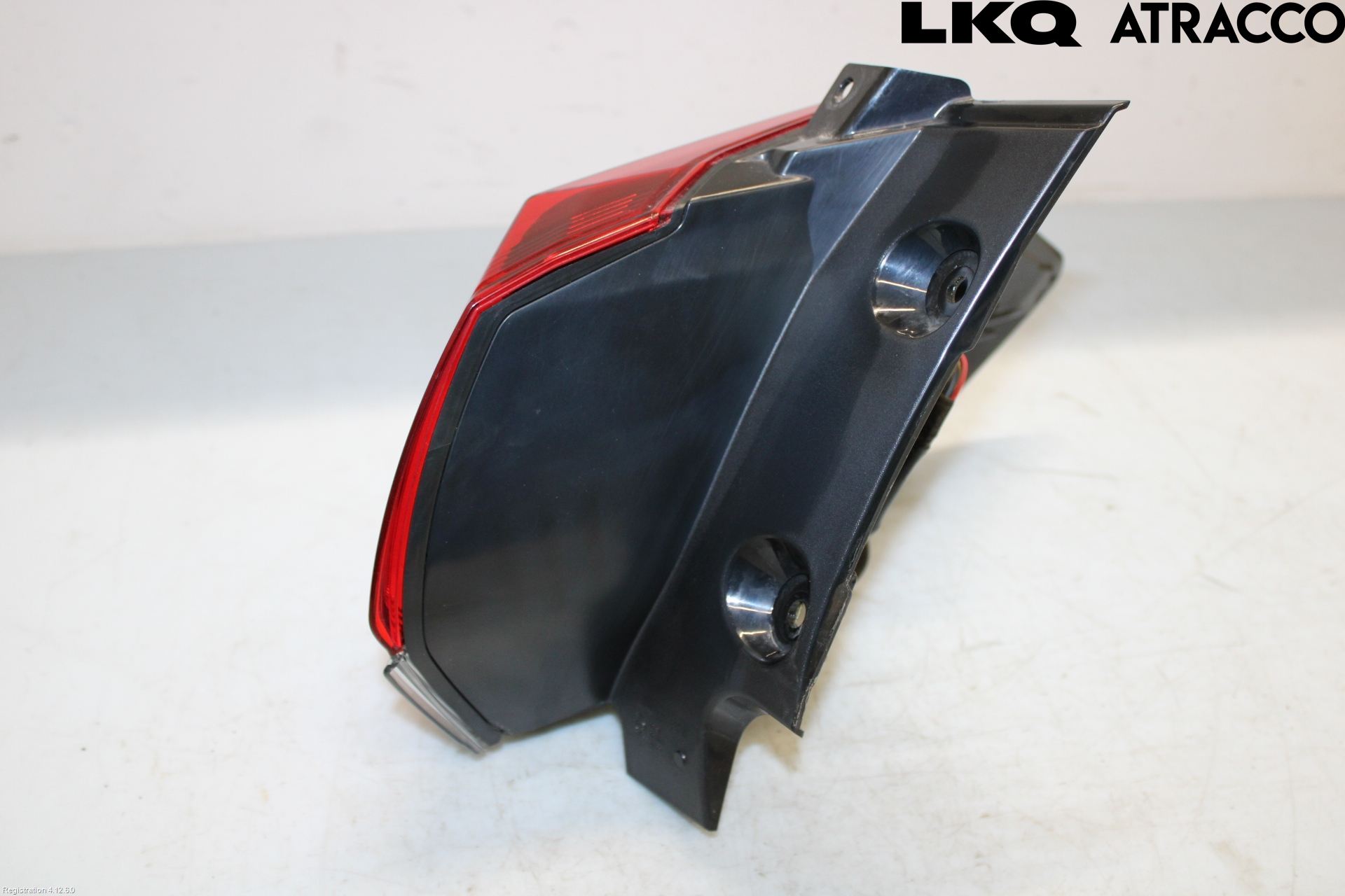 Nissan X-TRAIL 14-21 Baklykt Venstre