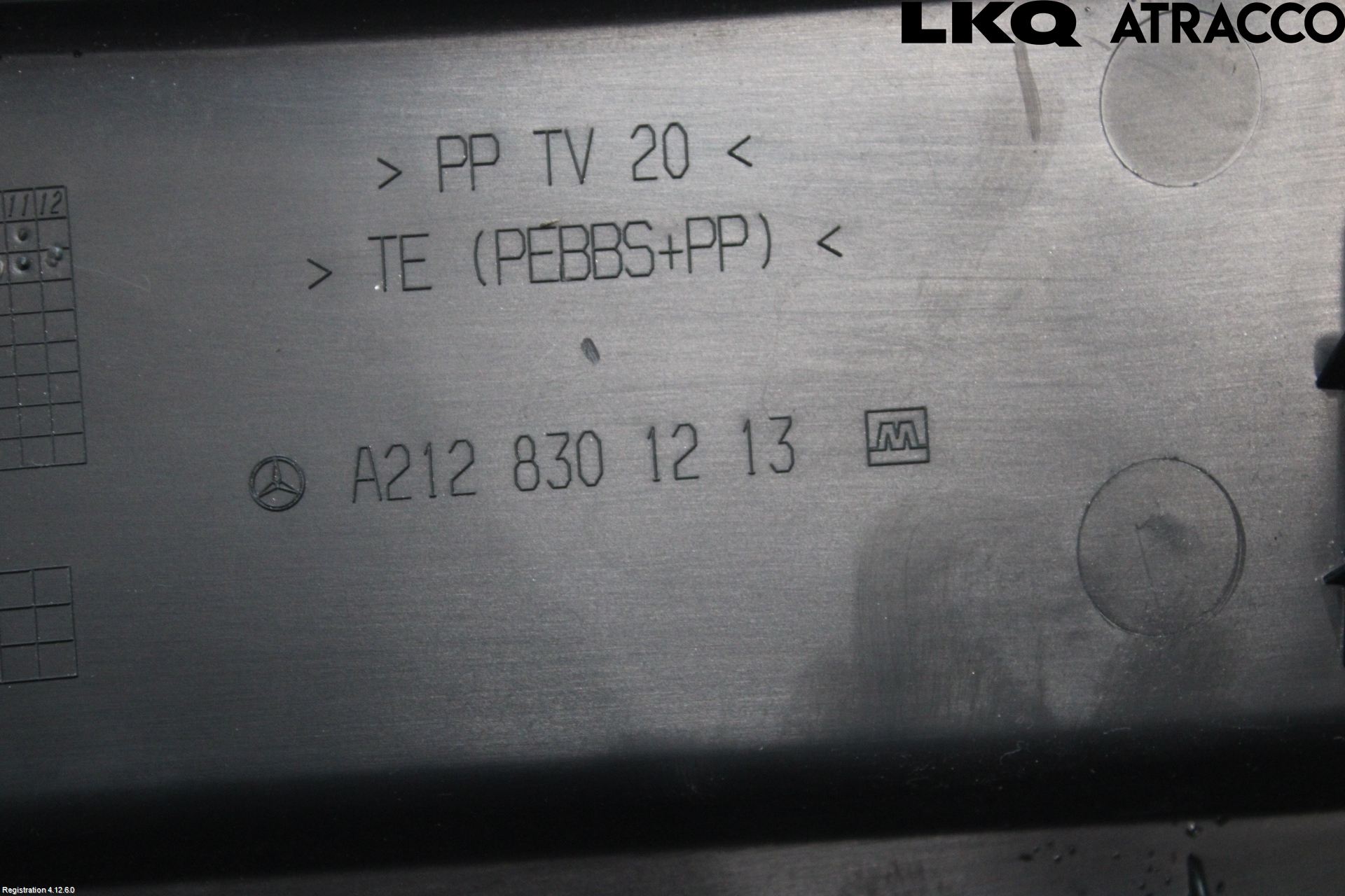 Mercedes-Benz MB E-KLASS (W212) 09-16 Visker Deksel-Grill-Under Frr