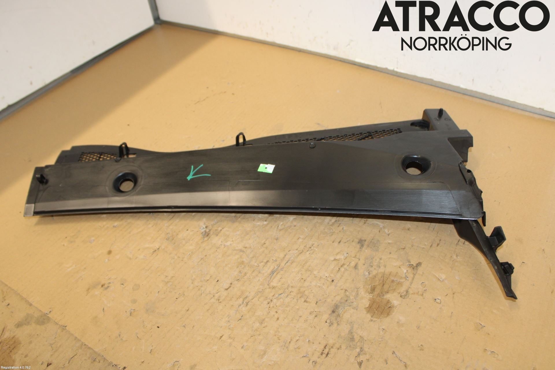 Peugeot 208/E-208 20- Visker Deksel-Grill-Under Frr