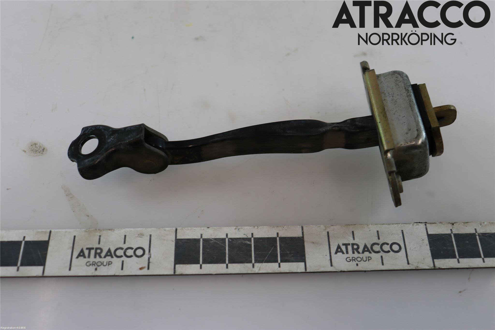 Nissan NAVARA 05-16 Dørstopper
