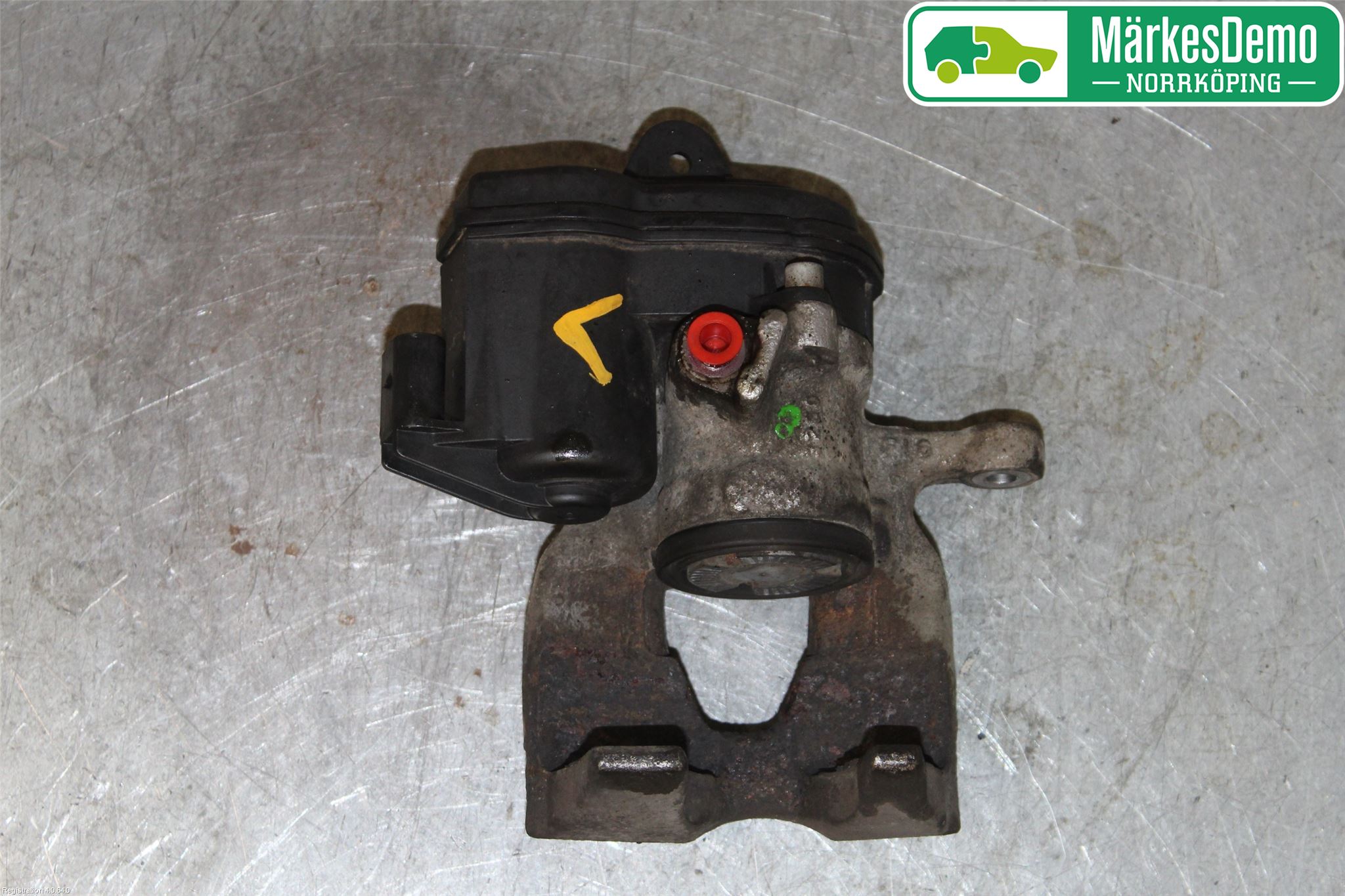 Audi A4/S4 B9 16-19 Bremsecaliper Bak Venstre