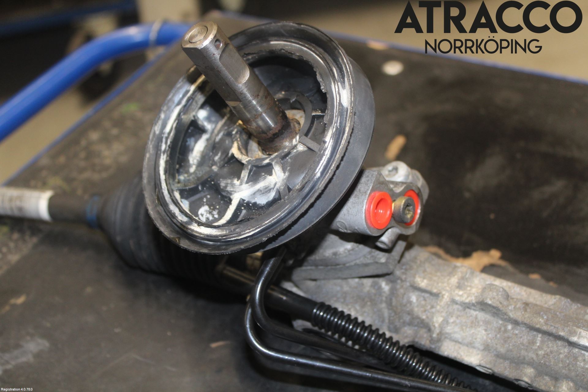Citroen C4 I   05-10 Servo Snekke - Tannstang