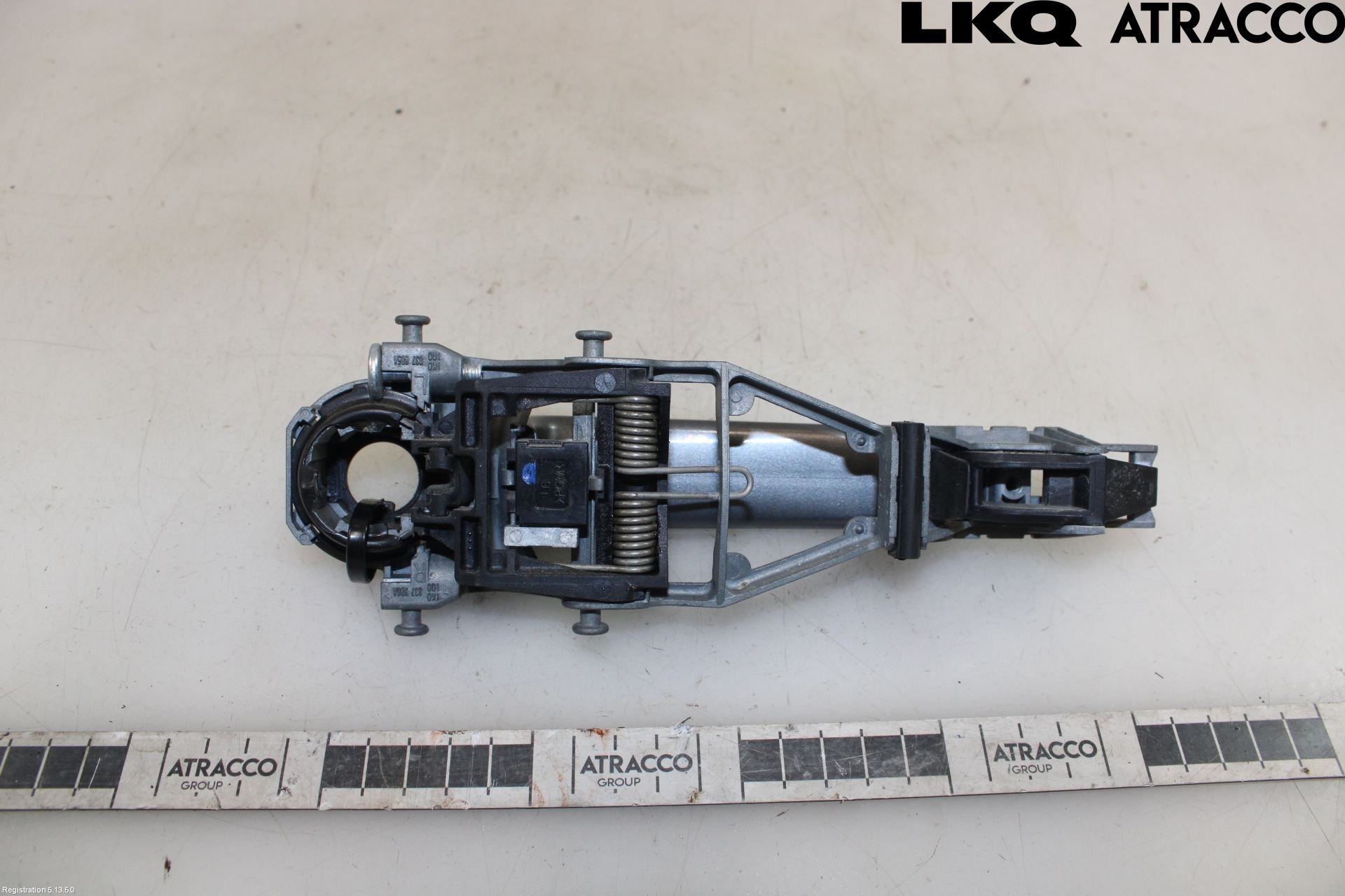 Volkswagen VW GOLF V 04-09 Dørhandtak Ytre Venstre