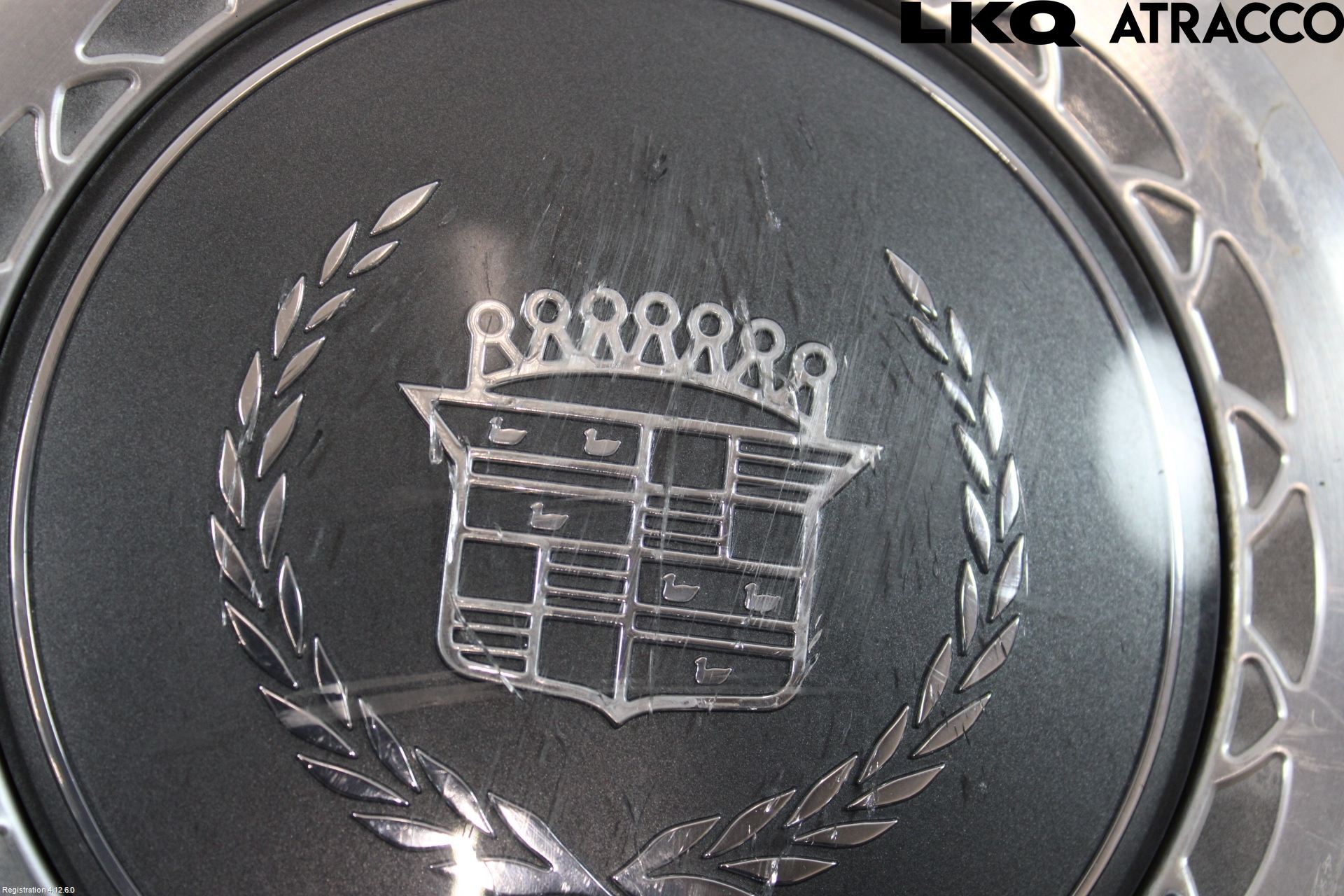 CADILLAC FLEETWOOD 35-96 Hjulkapsel
