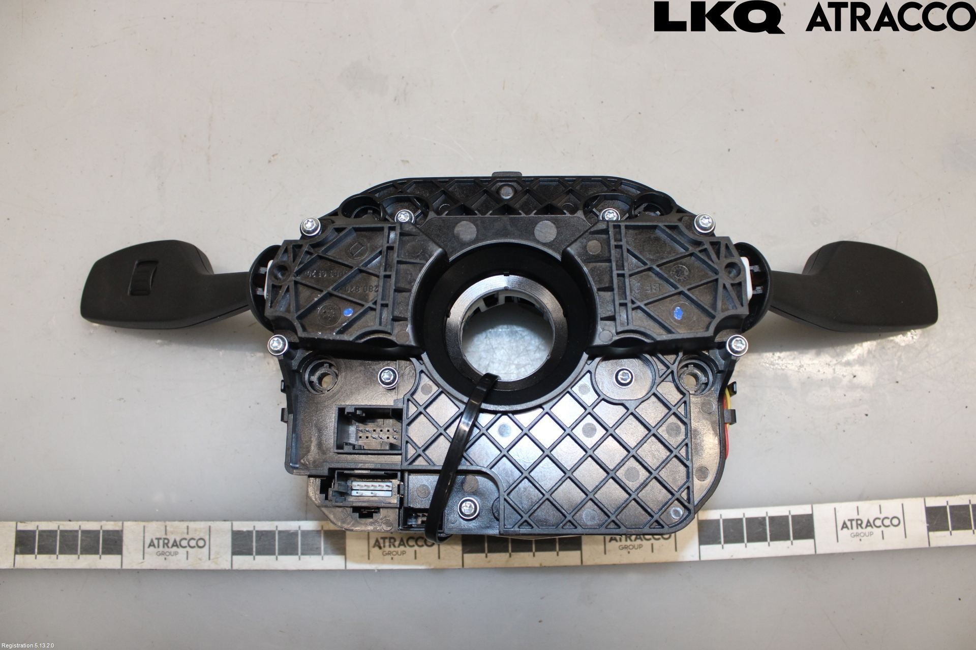 BMW 5 F10/F11/F18 09-17 Bryter Ratt Kombi H Og V