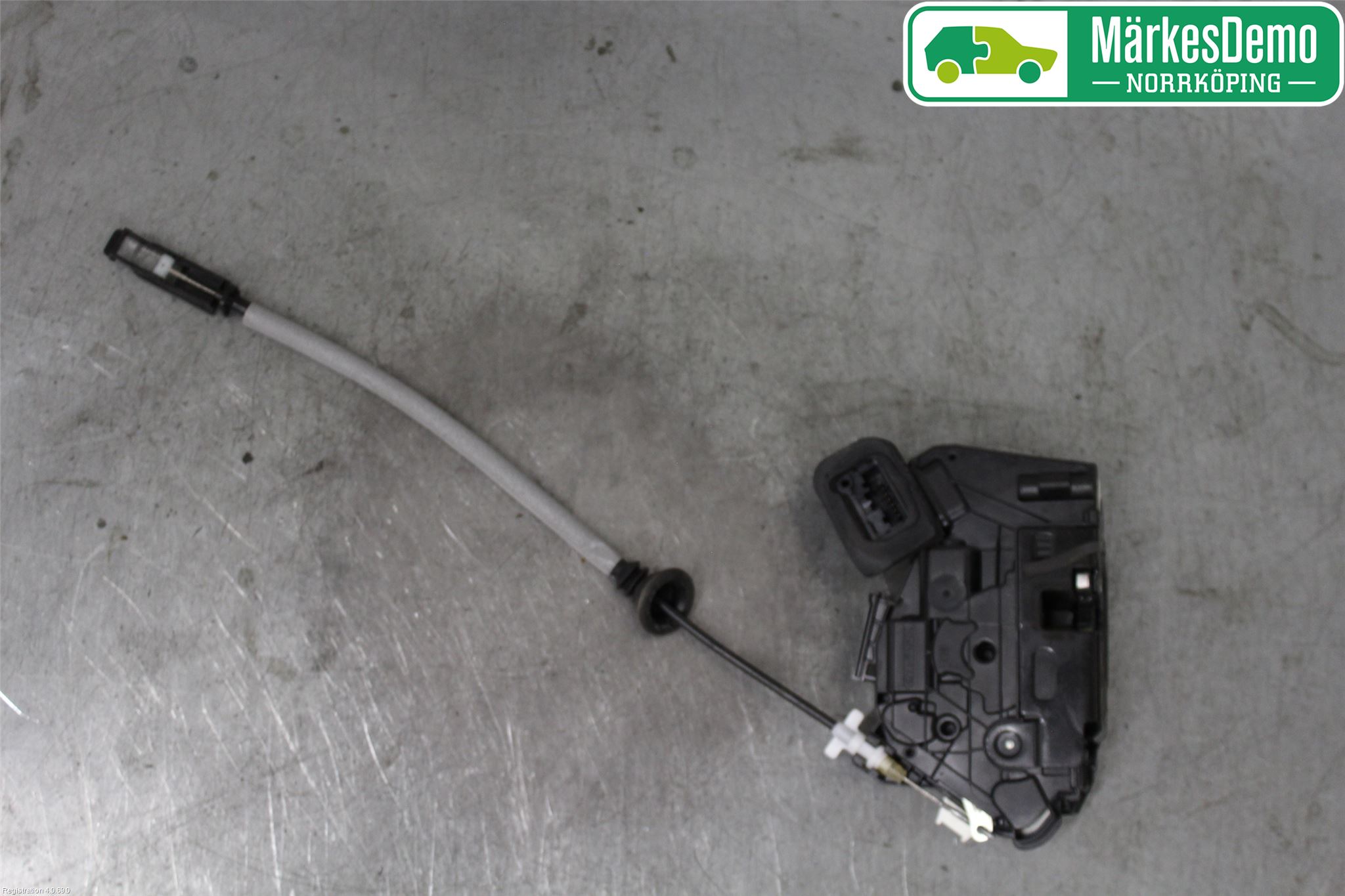 Volkswagen VW POLO 10-17 Dørlås - Låsekasse