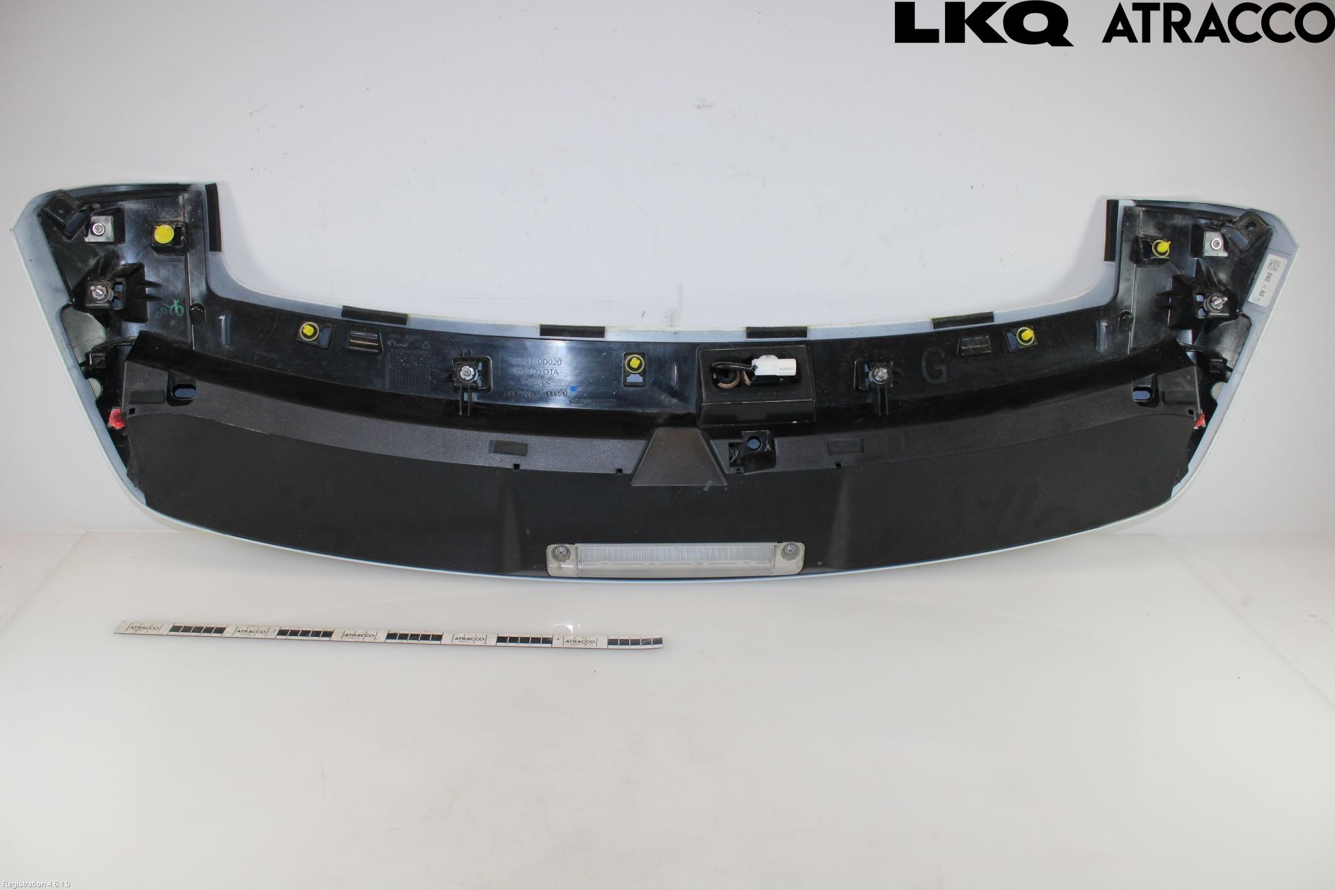 Toyota YARIS CROSS XP21 21- Spoiler Bakluke