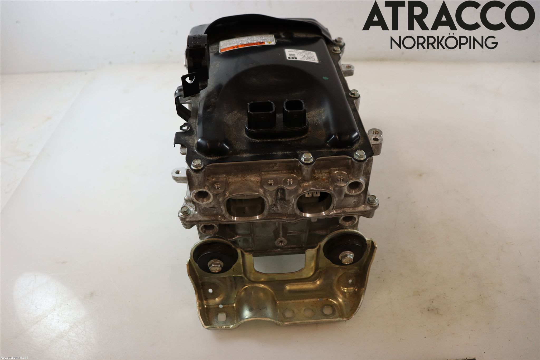 Toyota YARIS XP21 20- Inverter Hybrid