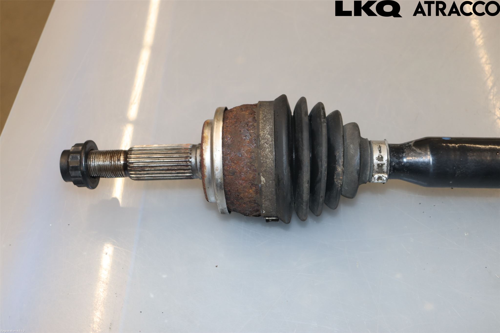 Toyota COROLLA 19- Drivaksel Foran Kompl Høyre