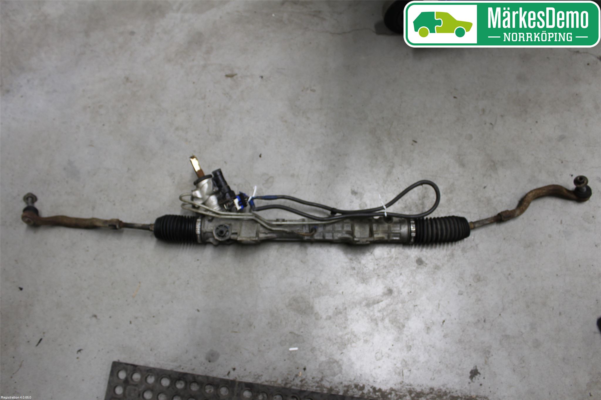 Renault LAGUNA III 08-10 Servo Snekke - Tannstang