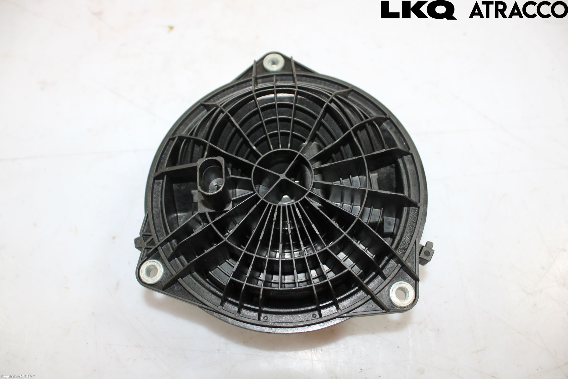 Volkswagen VW GOLF VI 09-13 Bakluke Handtak Ytre