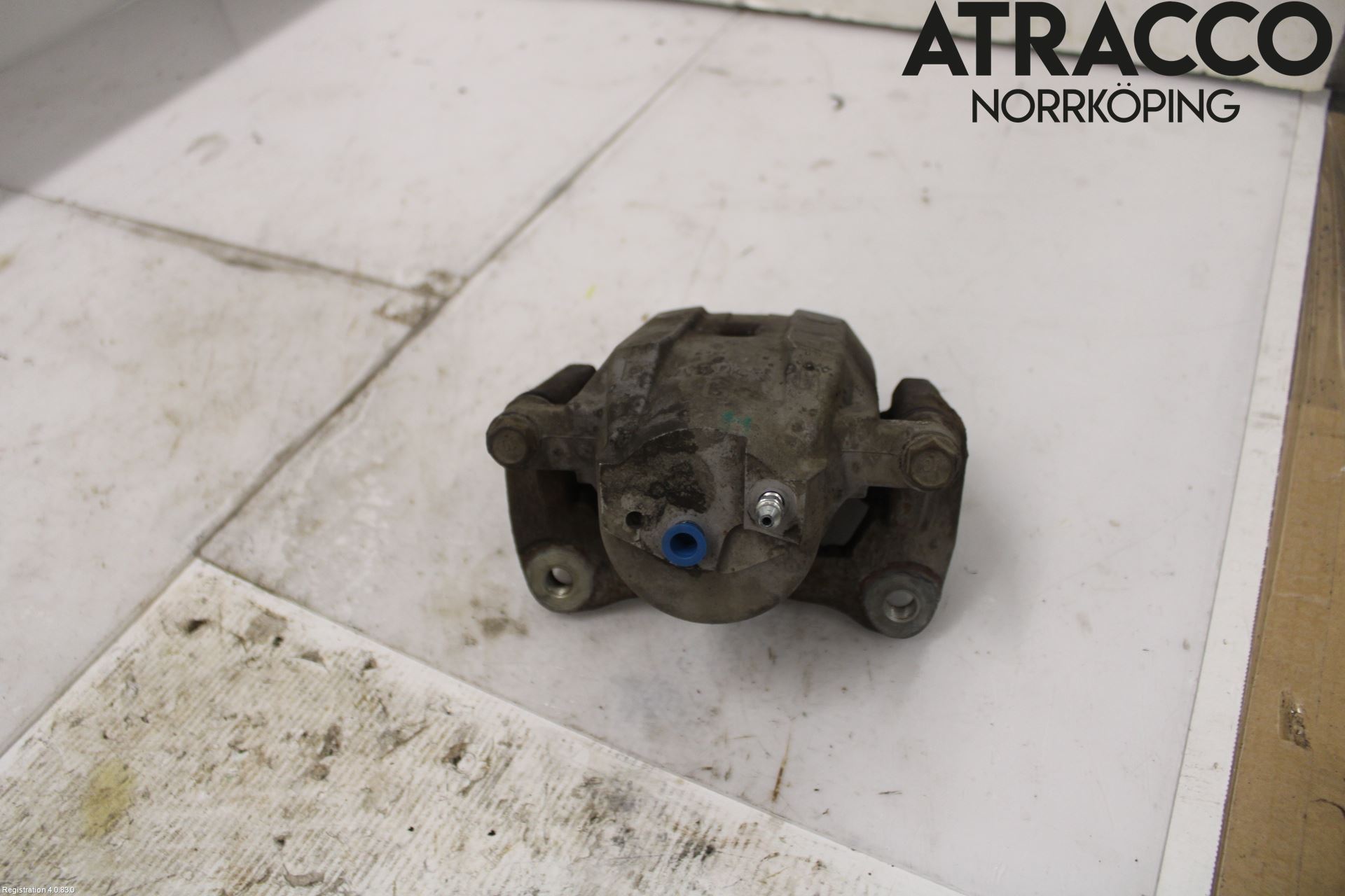 Toyota PRIUS NWH20 04-08 Bremsecaliper Foran Høyre