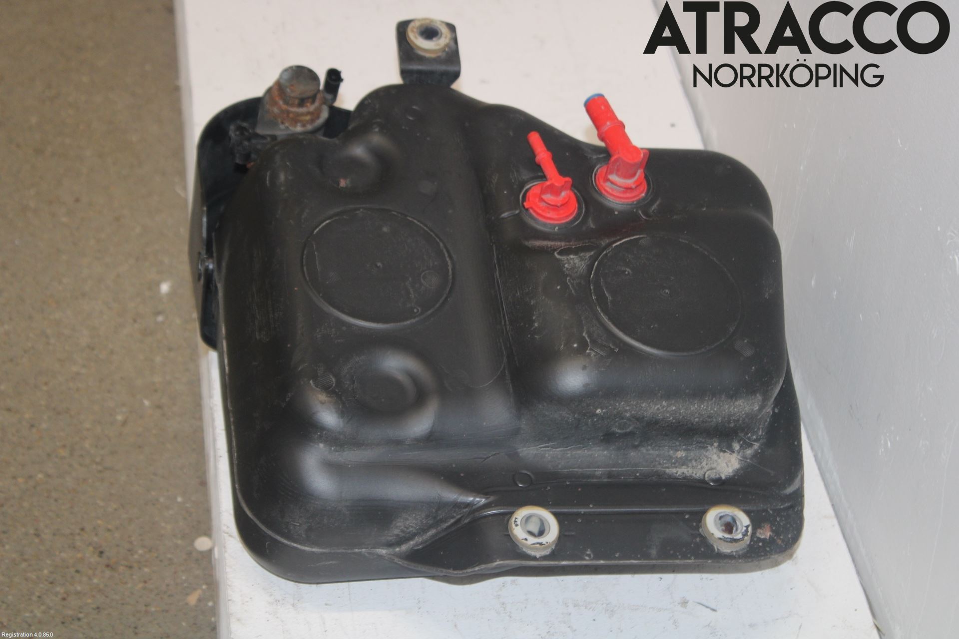 Audi A4 ALLROAD 09-16 Adblue Tank