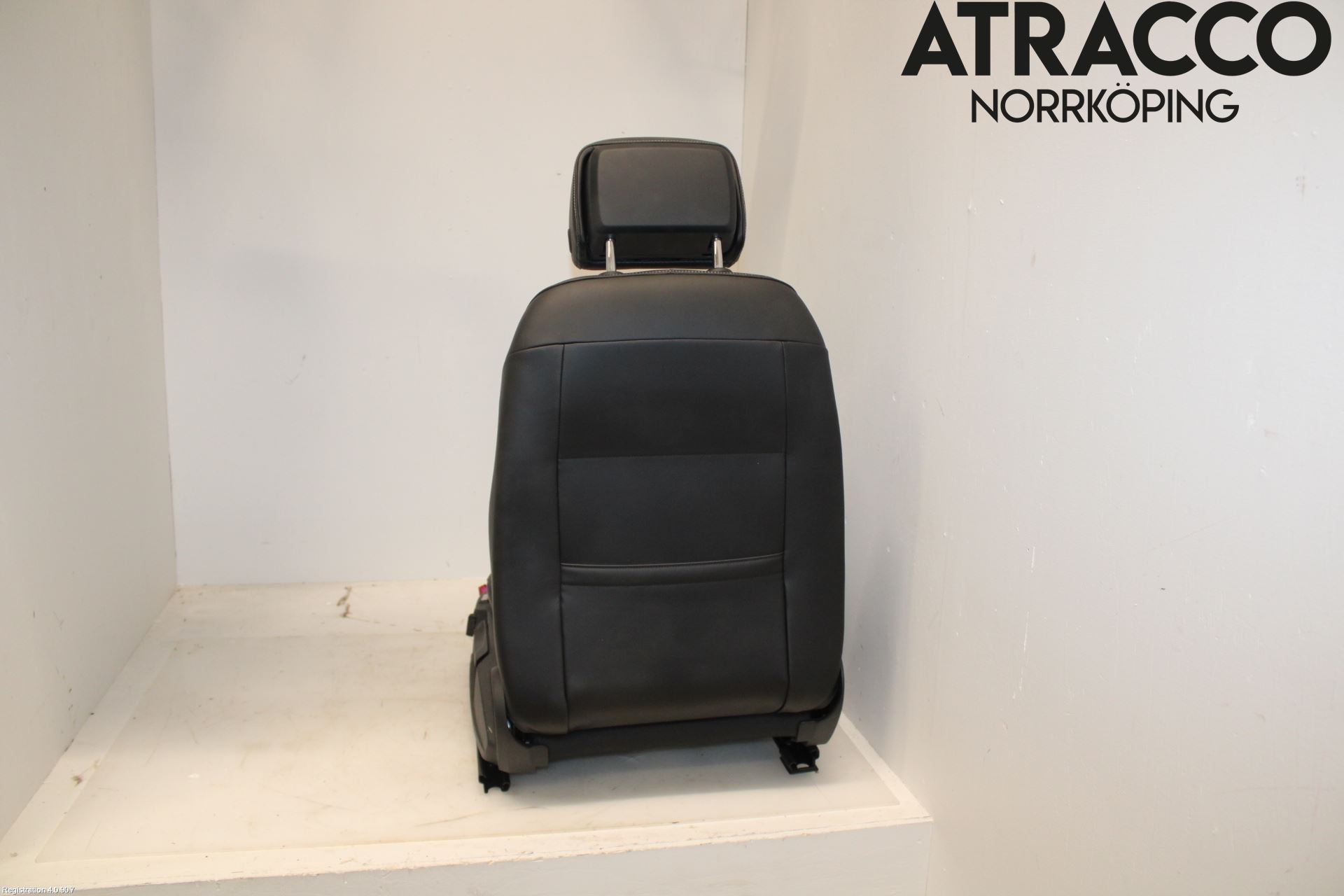 Volkswagen VW PASSAT 20-24 Innr Sete Foran Venstre