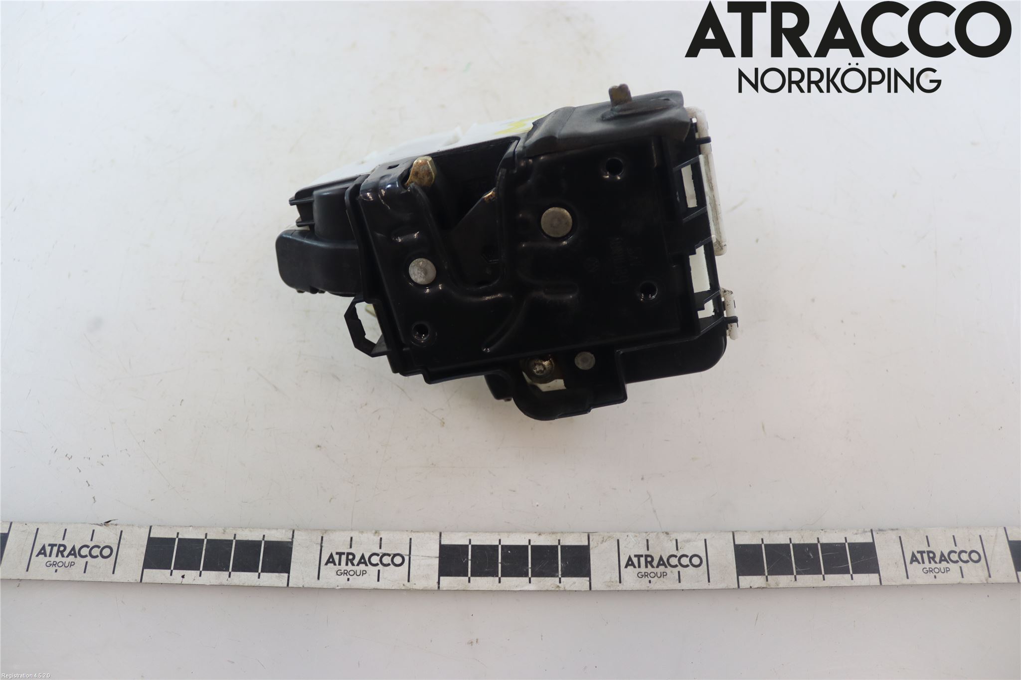 Volkswagen VW POLO 95-01 Dørlås - Låsekasse