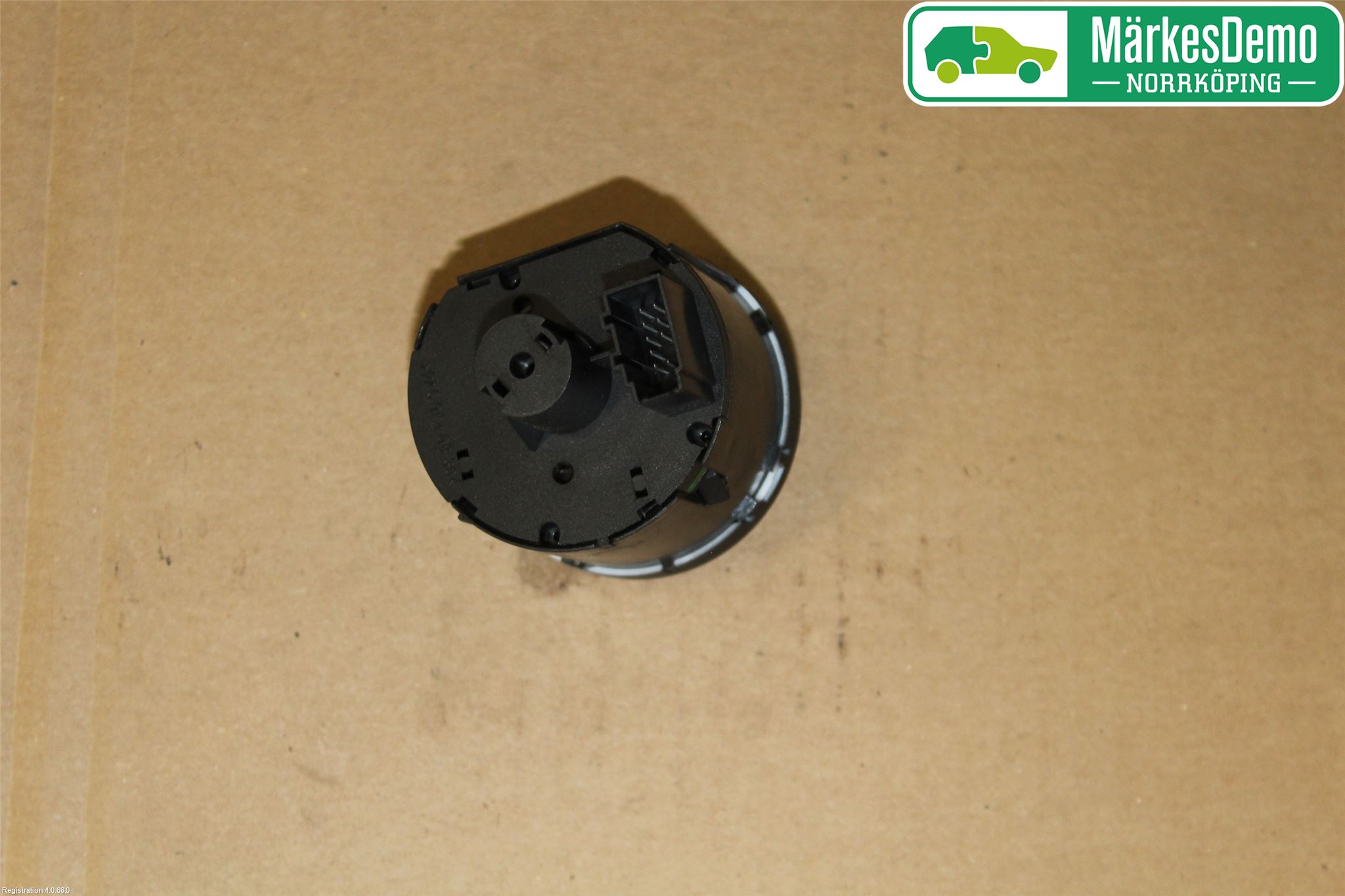 Volkswagen VW TIGUAN 16-24 Bryter Hovedlys