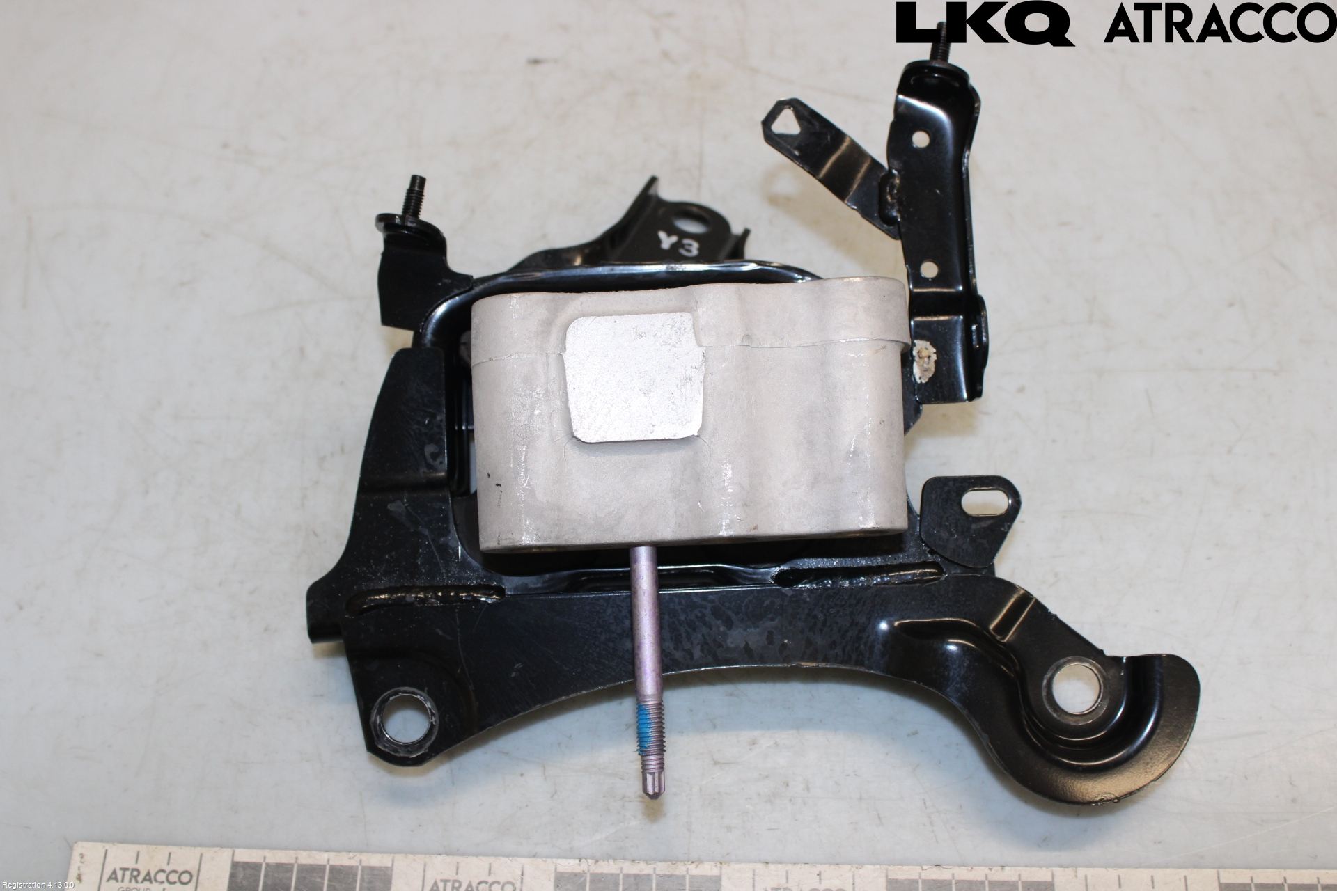 Toyota COROLLA CROSS XG10 22- Motor Feste Stål-Alu