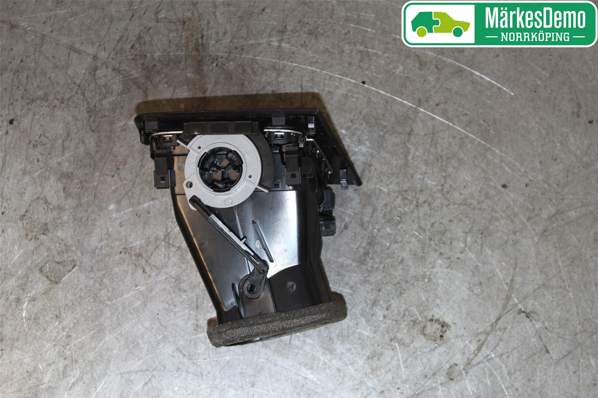 Volkswagen VW GOLF / E-GOLF VII 13-20 Dashbord Kanal - Dyse