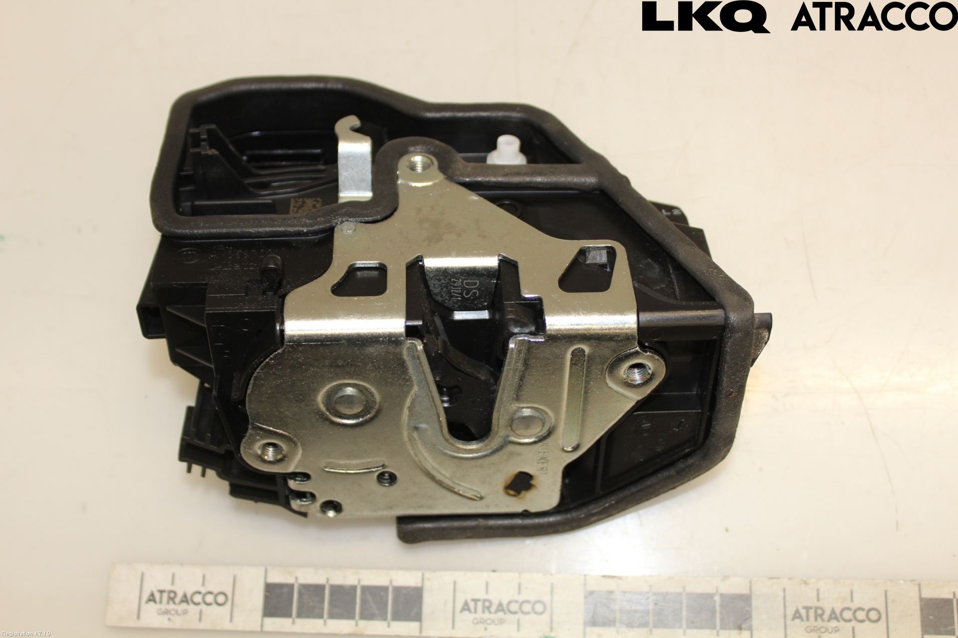 BMW 5 F10/F11/F18 09-17 Dørlås - Låsekasse