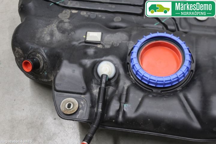 Toyota AURIS 13-19 Drivstofftank Innsprøytning