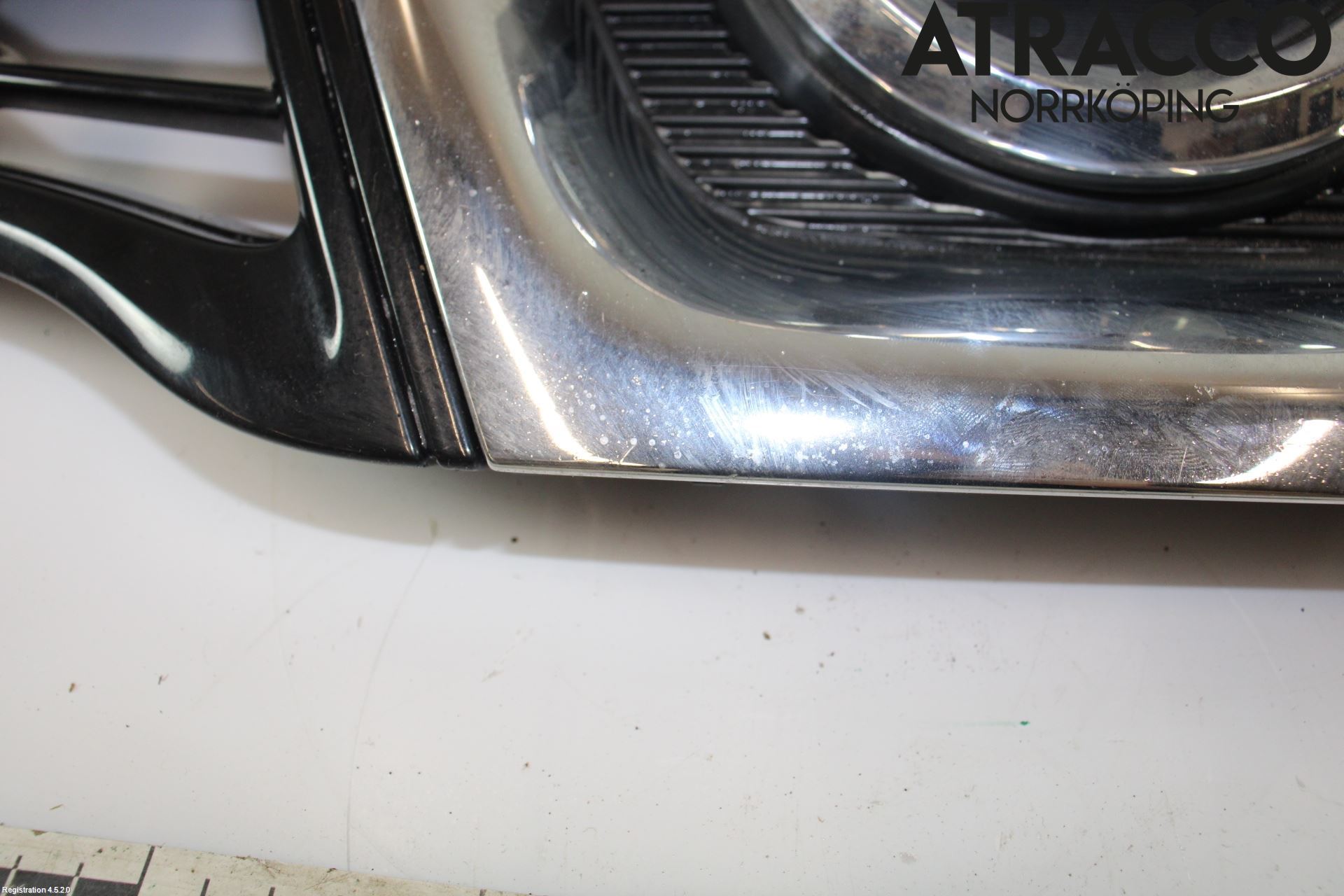 Nissan QASHQAI 10-14 Grill Komplett