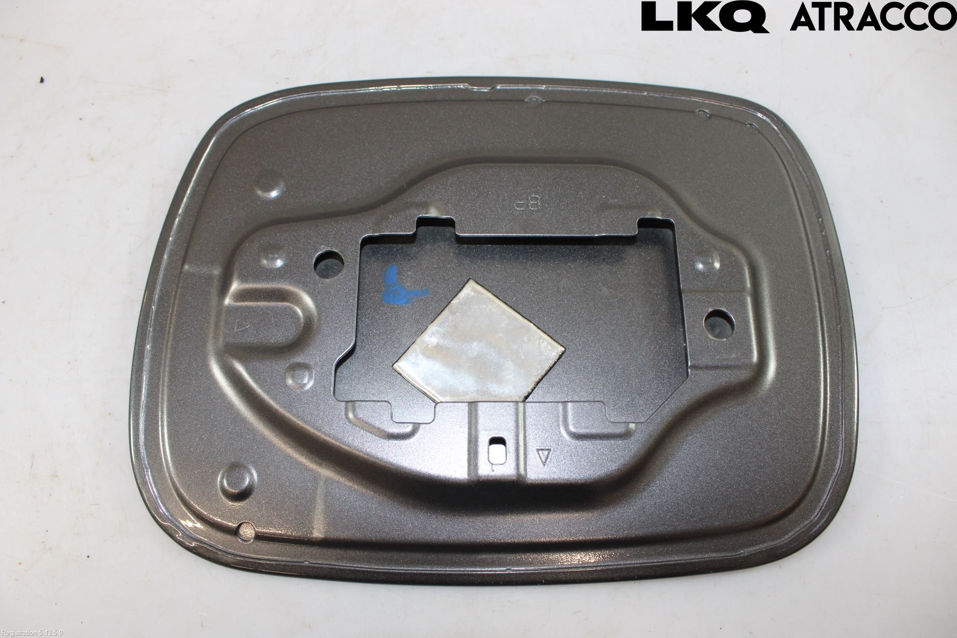 Lexus NX 340h/450h+ 21- Drivstoff Tankluke