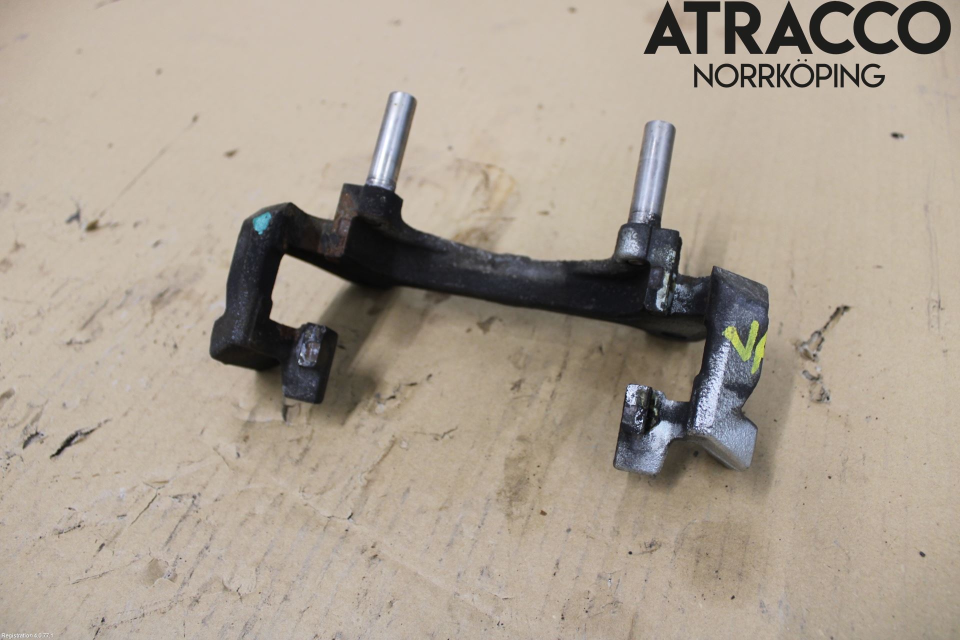 Toyota YARIS XP21 20- Bremsecaliper Feste Holder
