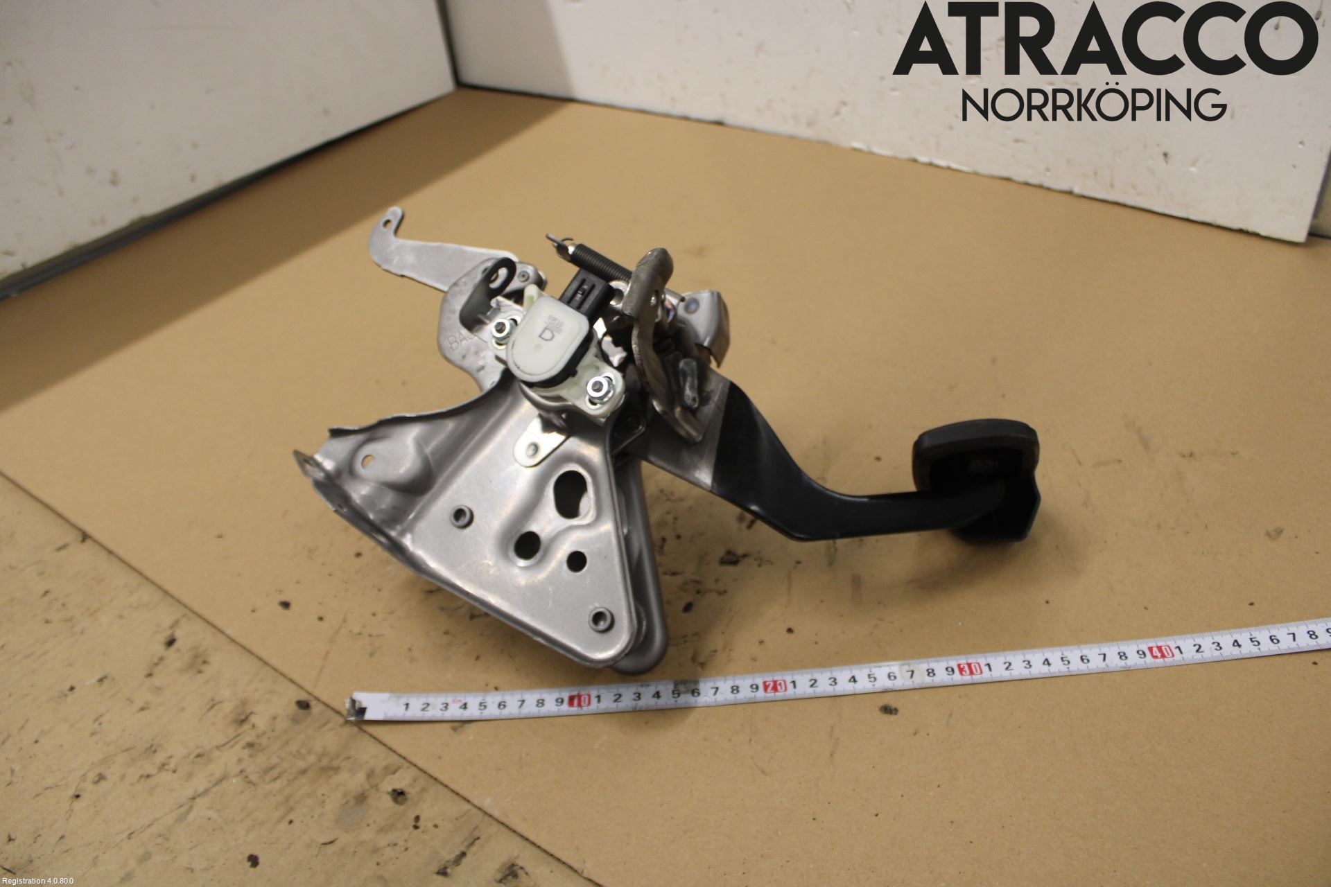 Toyota RAV4 19- Bremsepedal