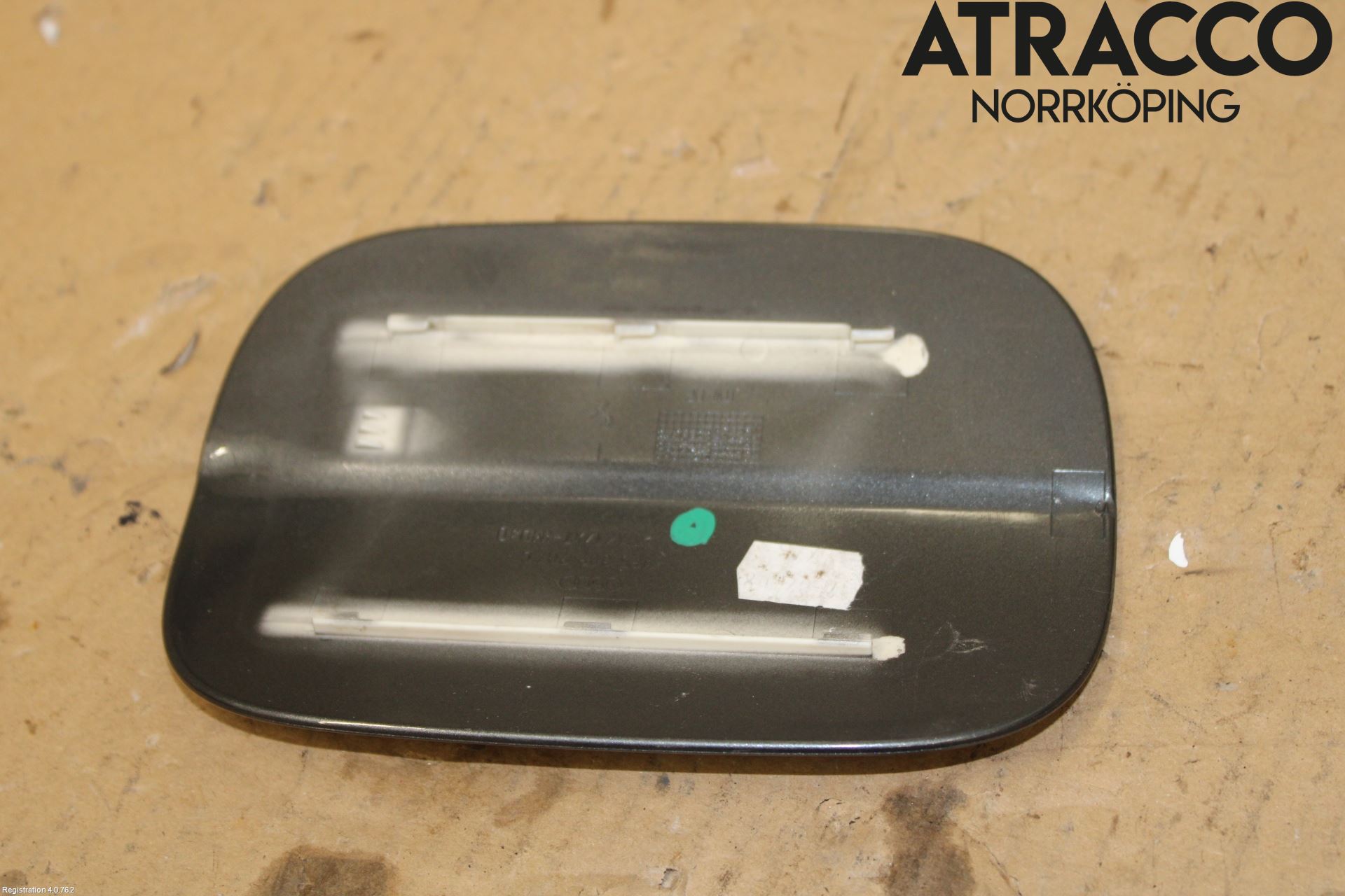 Audi A6/S6     05-11 Drivstoff Tankluke