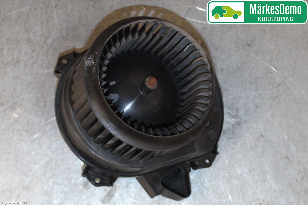 Mercedes-Benz MB GLA-KLASS (X156) 13-20 Varmeapparat Viftemotor