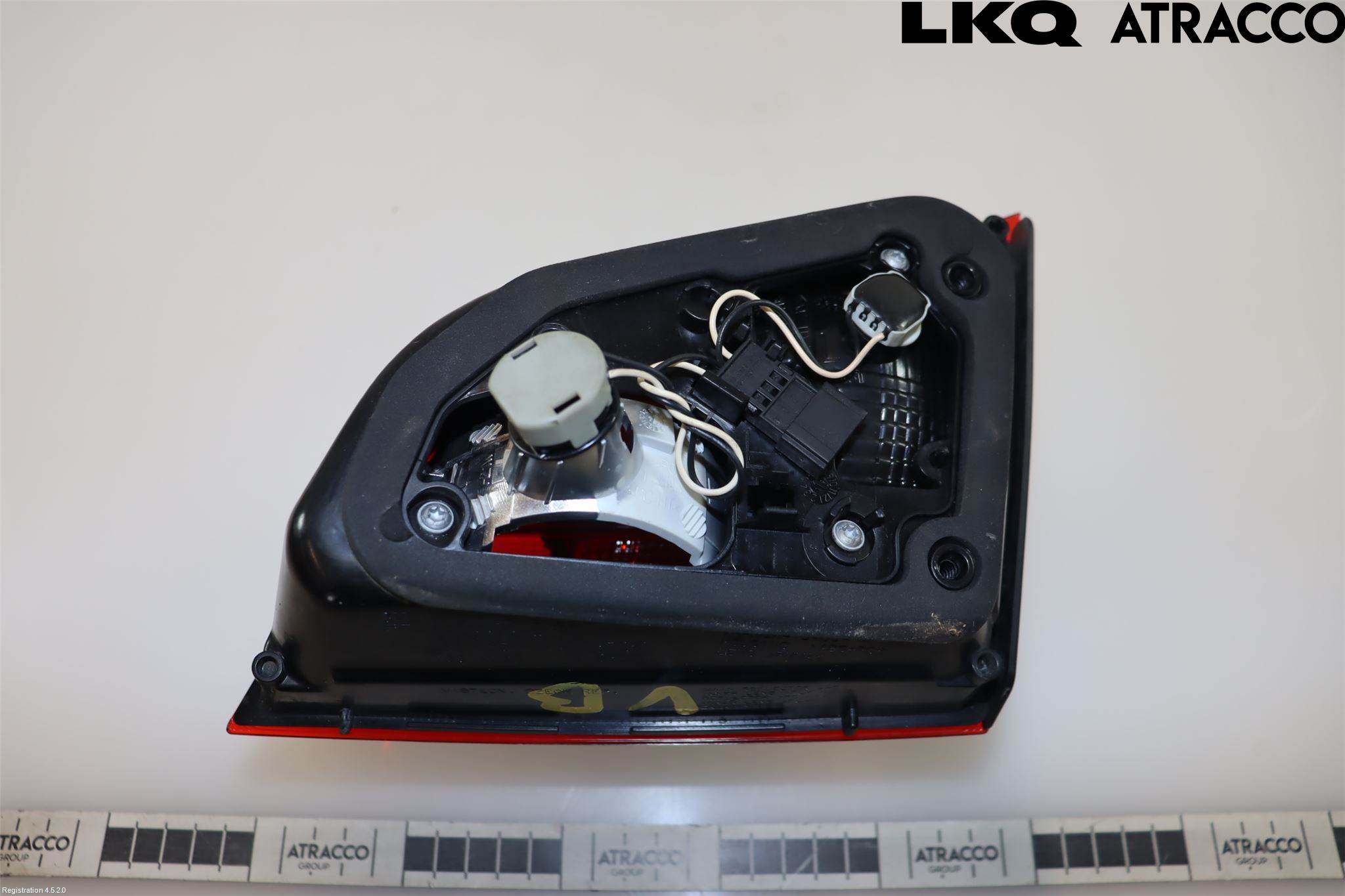 Opel ASTRA J 10-15 Baklykt Venstre  På Luke(Indre